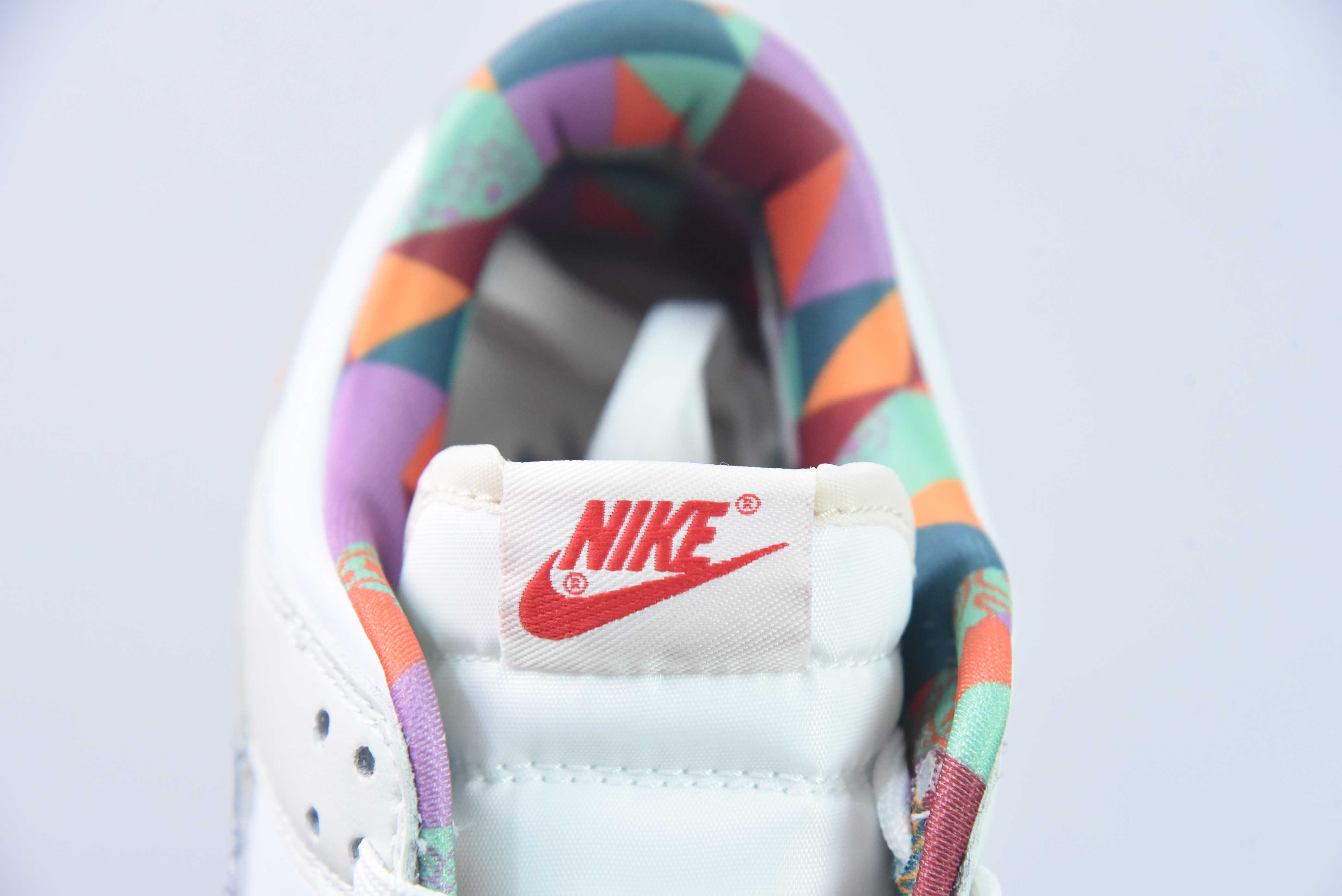 NK DUNK SB Low Decon 白色七彩运动鞋 货号：FN8913-141