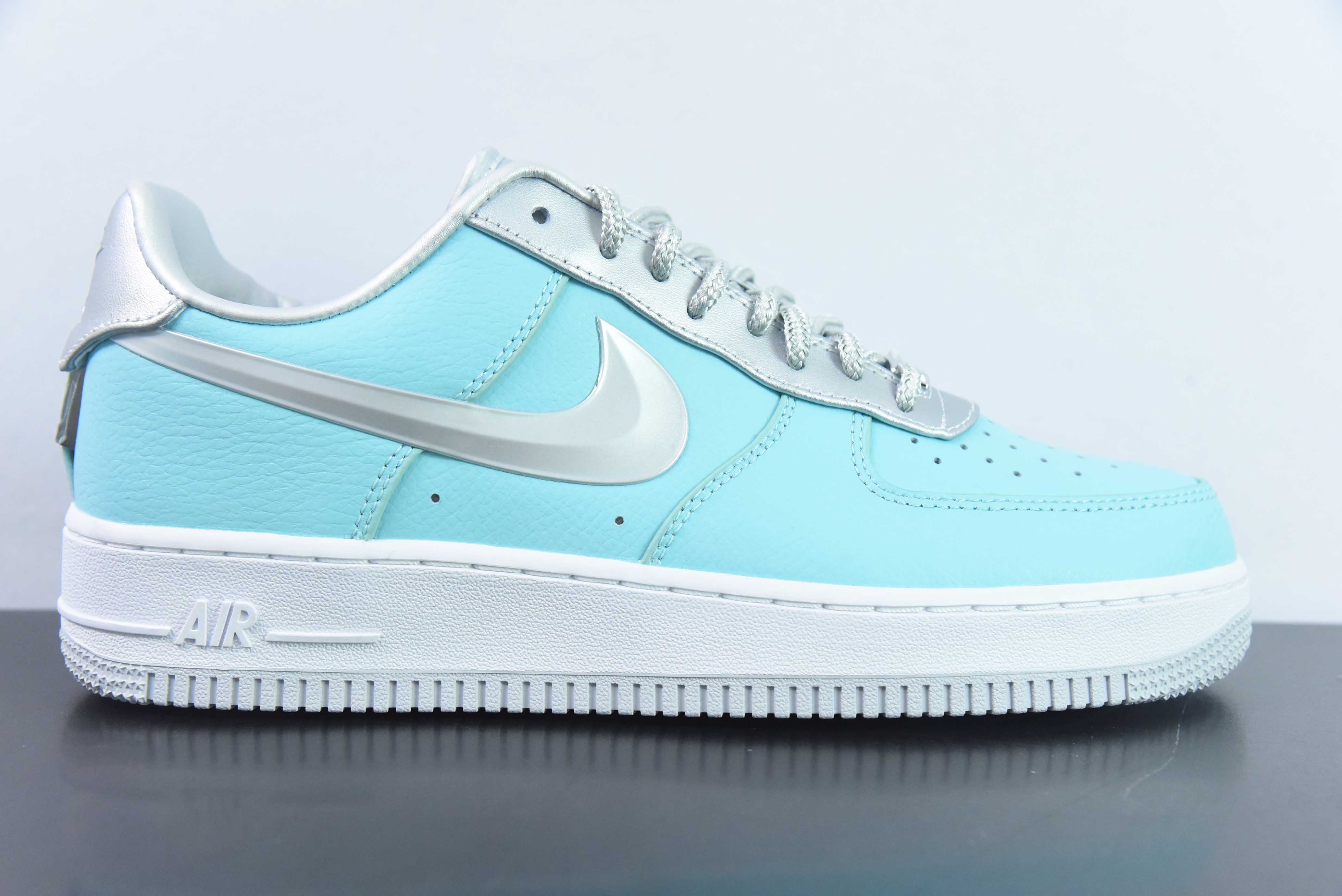 Tiffany & CO x Nk Air Force 1 Low "1837" 空军一号低帮板鞋 蒂芙尼联名 货号：DZ1382-003