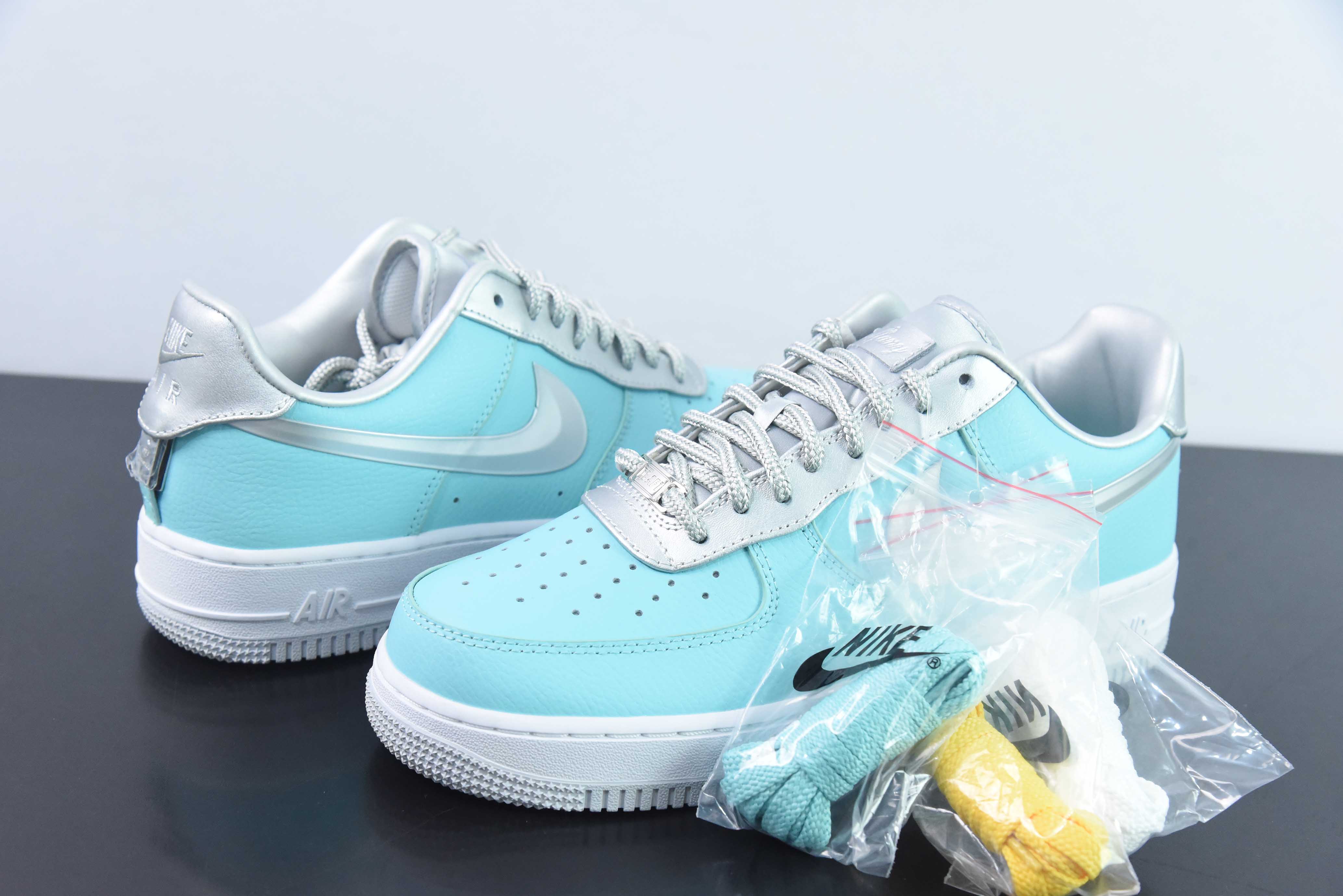 Tiffany & CO x Nk Air Force 1 Low "1837" 空军一号低帮板鞋 蒂芙尼联名 货号:DZ1382-003