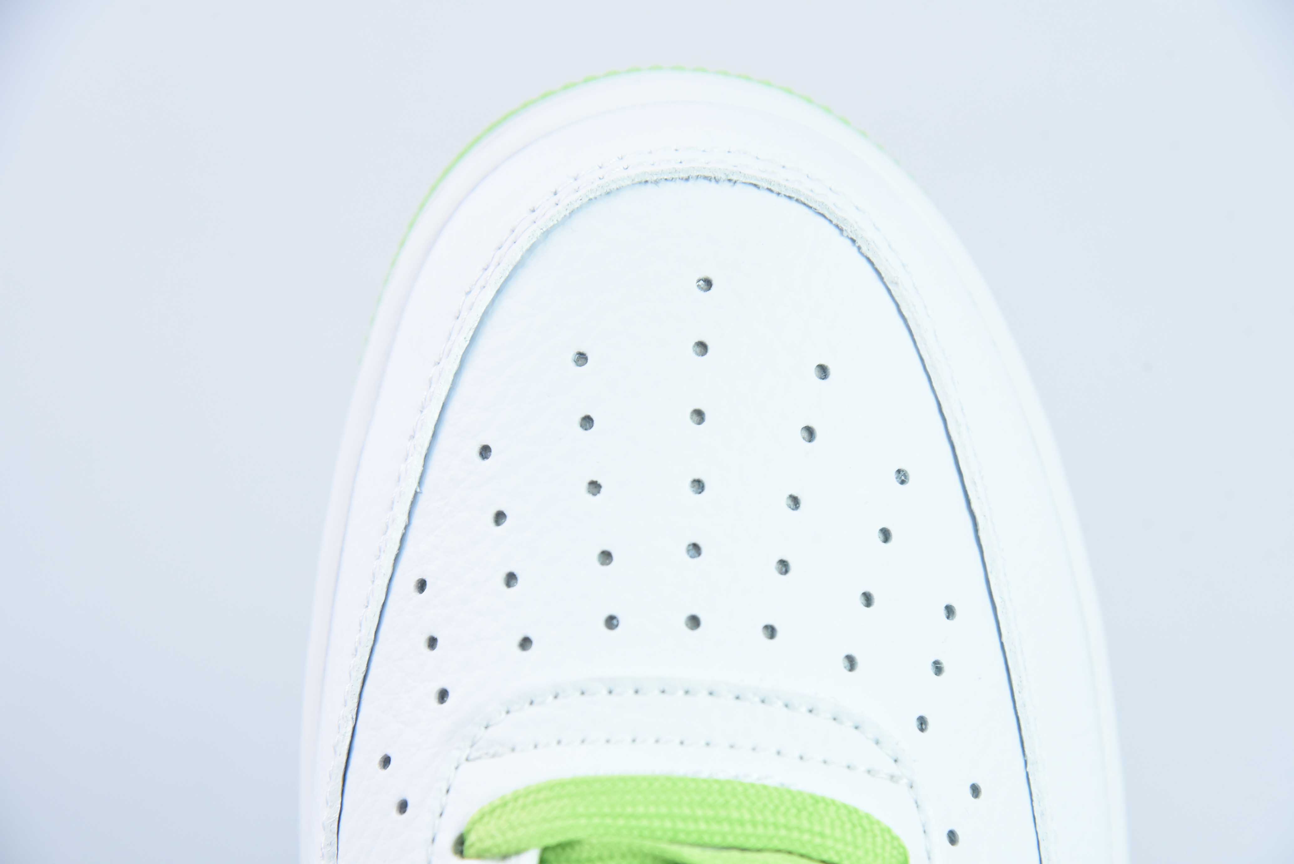 Nike Air Force 1´07 Low"White/Apple Green"空军一号“白苹果绿斯图西刺绣小钩”CW2288-111