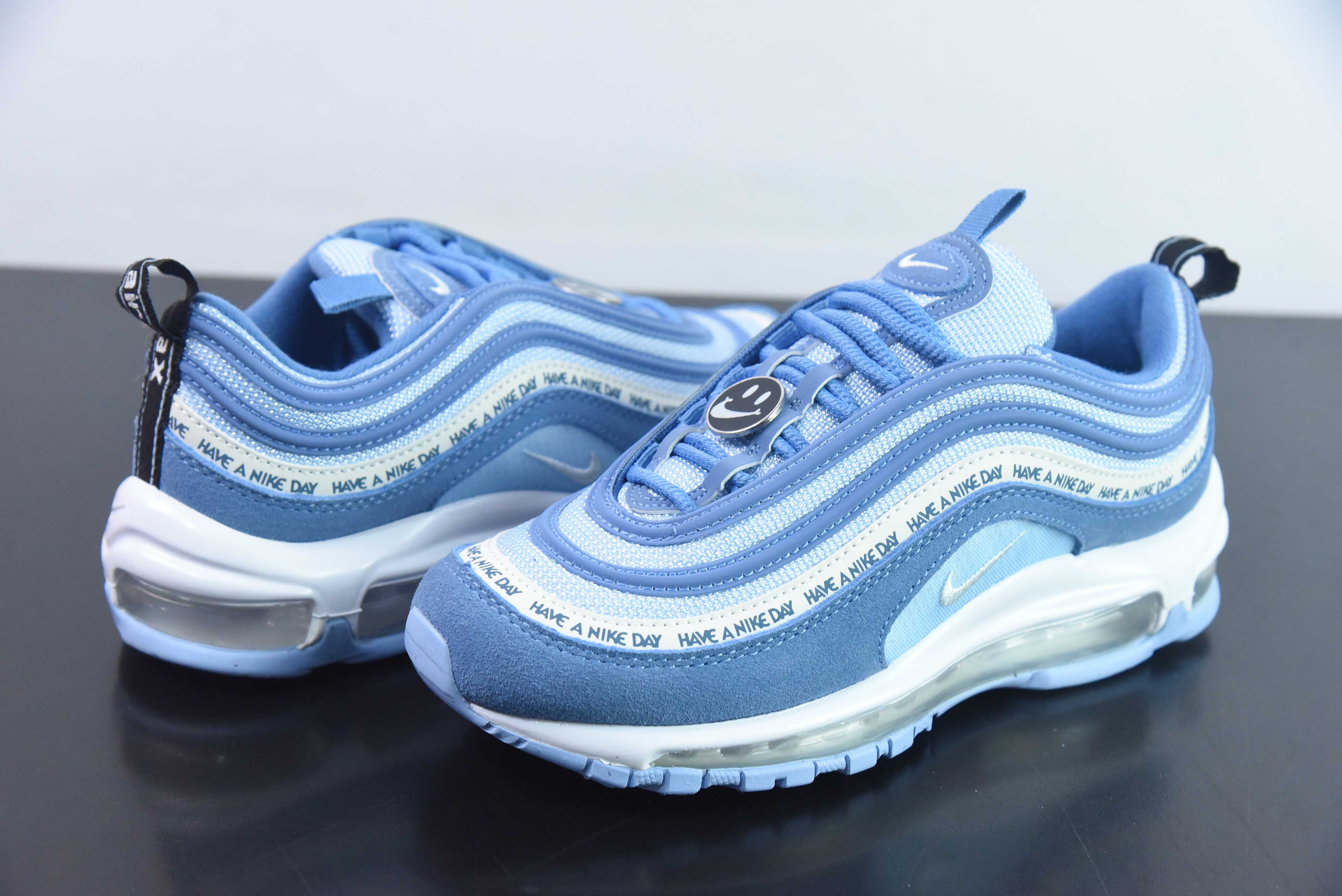 NK Air Max 97 OG 子弹 雾霾蓝笑脸 货号：BQ9130-400
