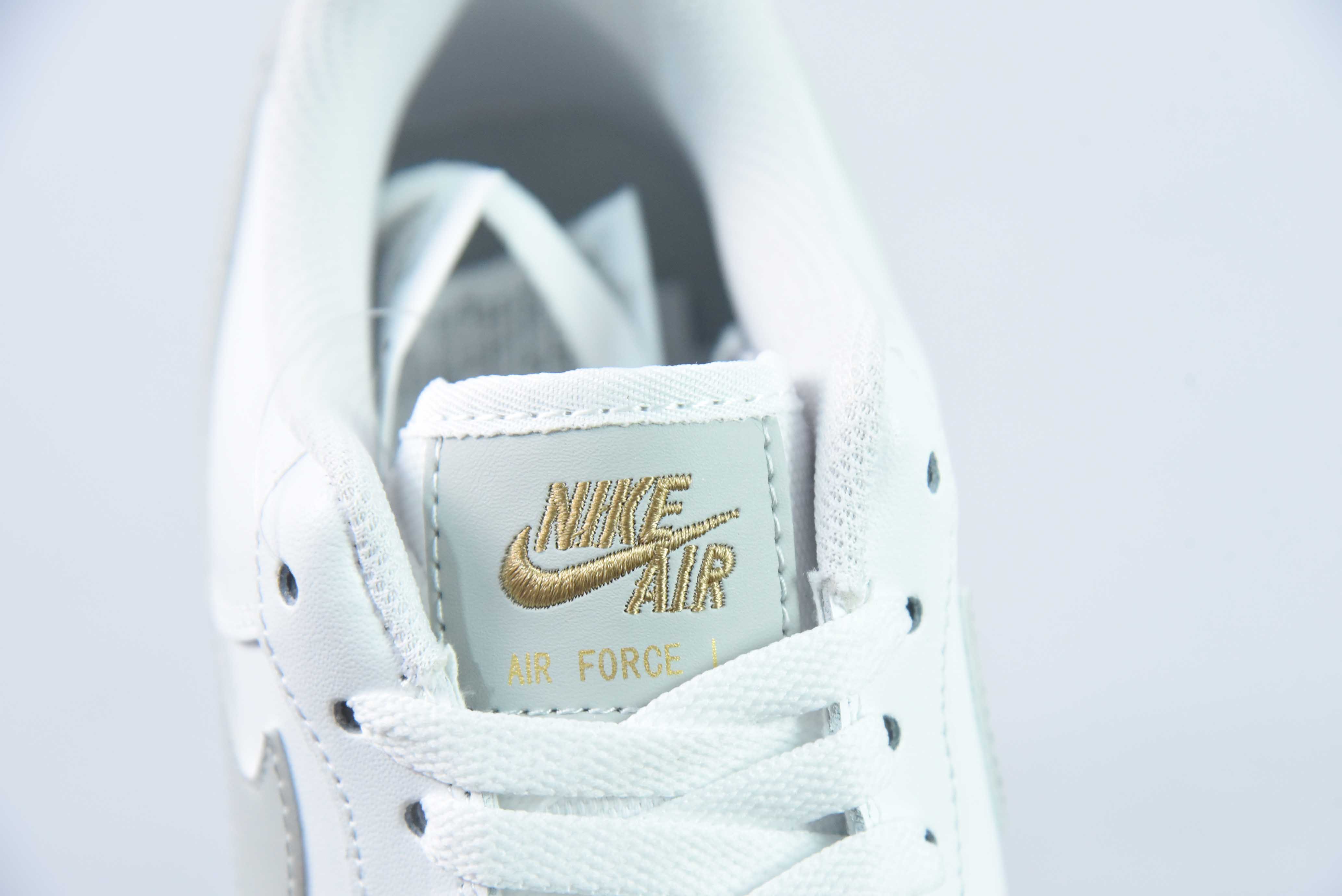 Nike Air Force 1 '07空军一号经典篮球鞋休闲运动鞋 白灰小金钩 货号: CZ0270 106