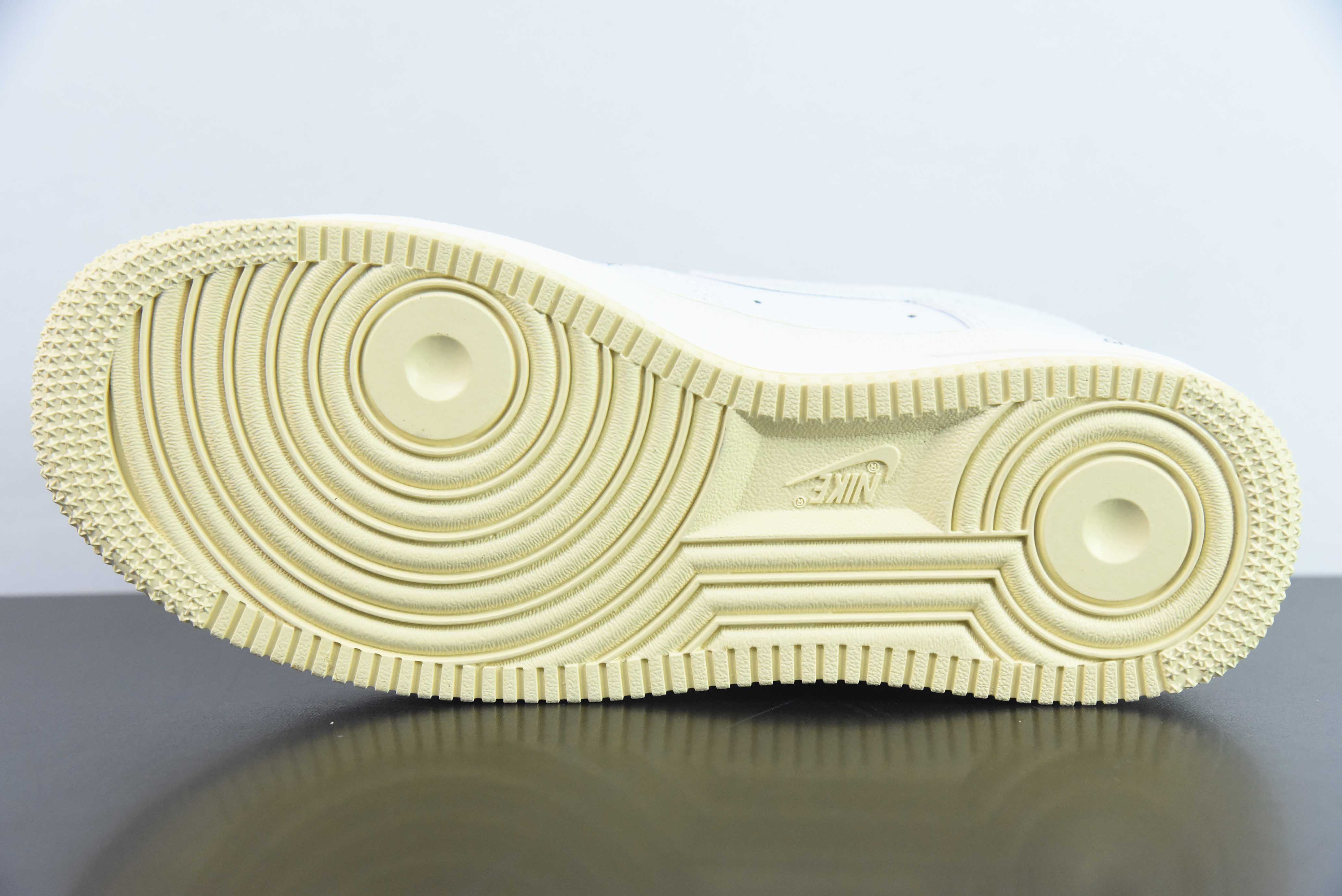 Nike Air Force 1 Low 空军一号低帮百搭休闲运动板鞋 联名白橙 货号:DM0970-111