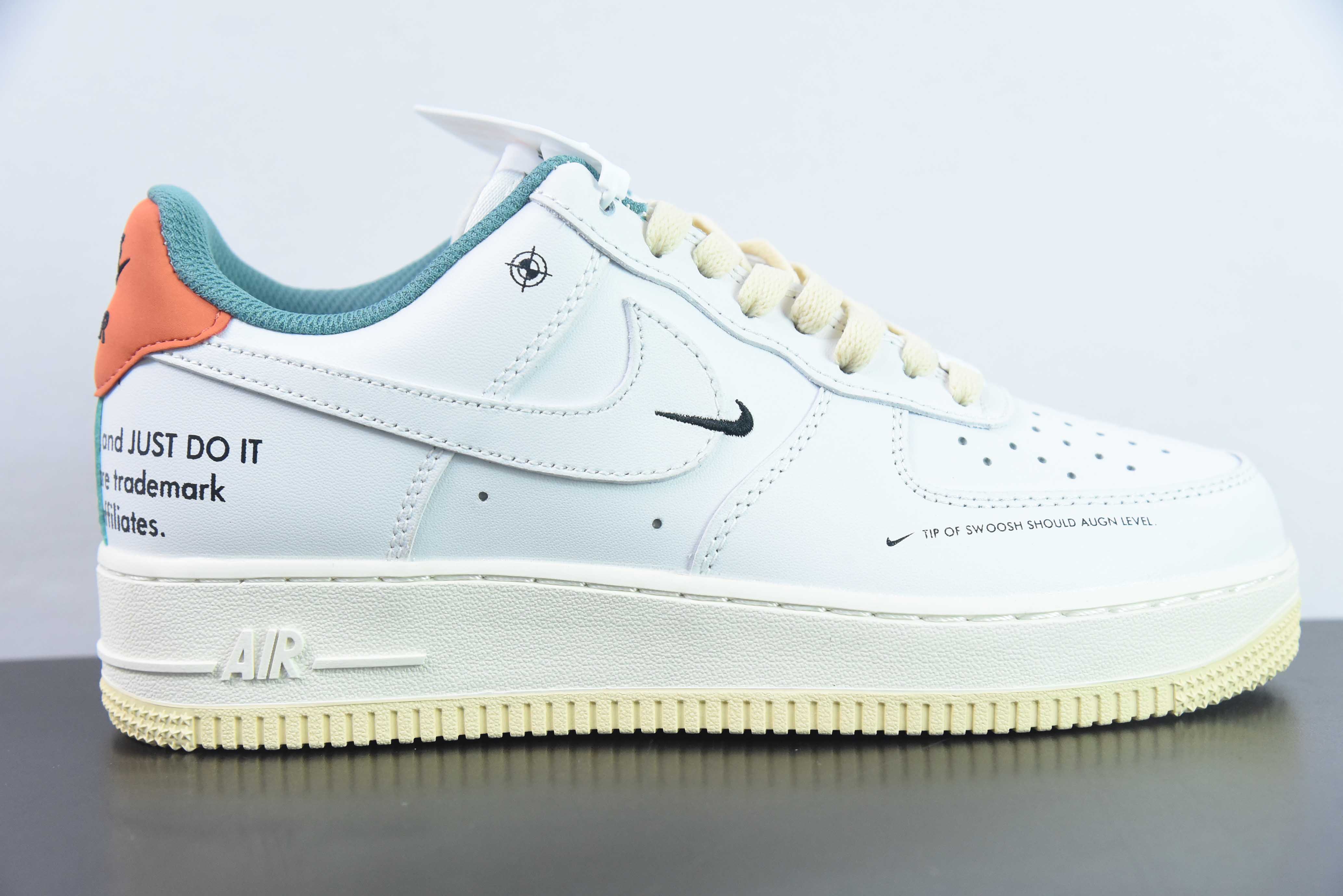 Nike Air Force 1 Low 空军一号低帮百搭休闲运动板鞋 联名白橙 货号:DM0970-111