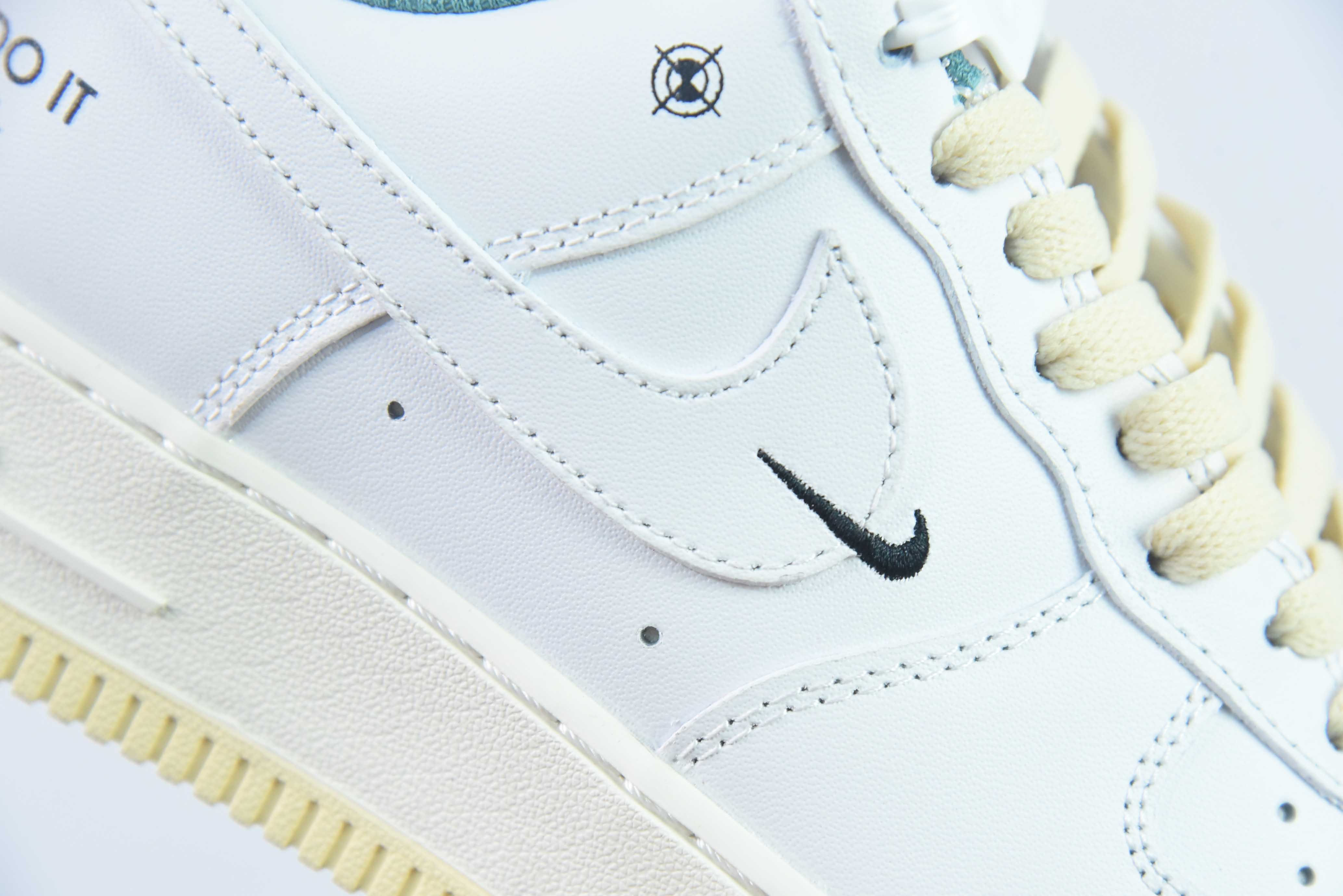 Nike Air Force 1 Low 空军一号低帮百搭休闲运动板鞋 联名白橙 货号:DM0970-111