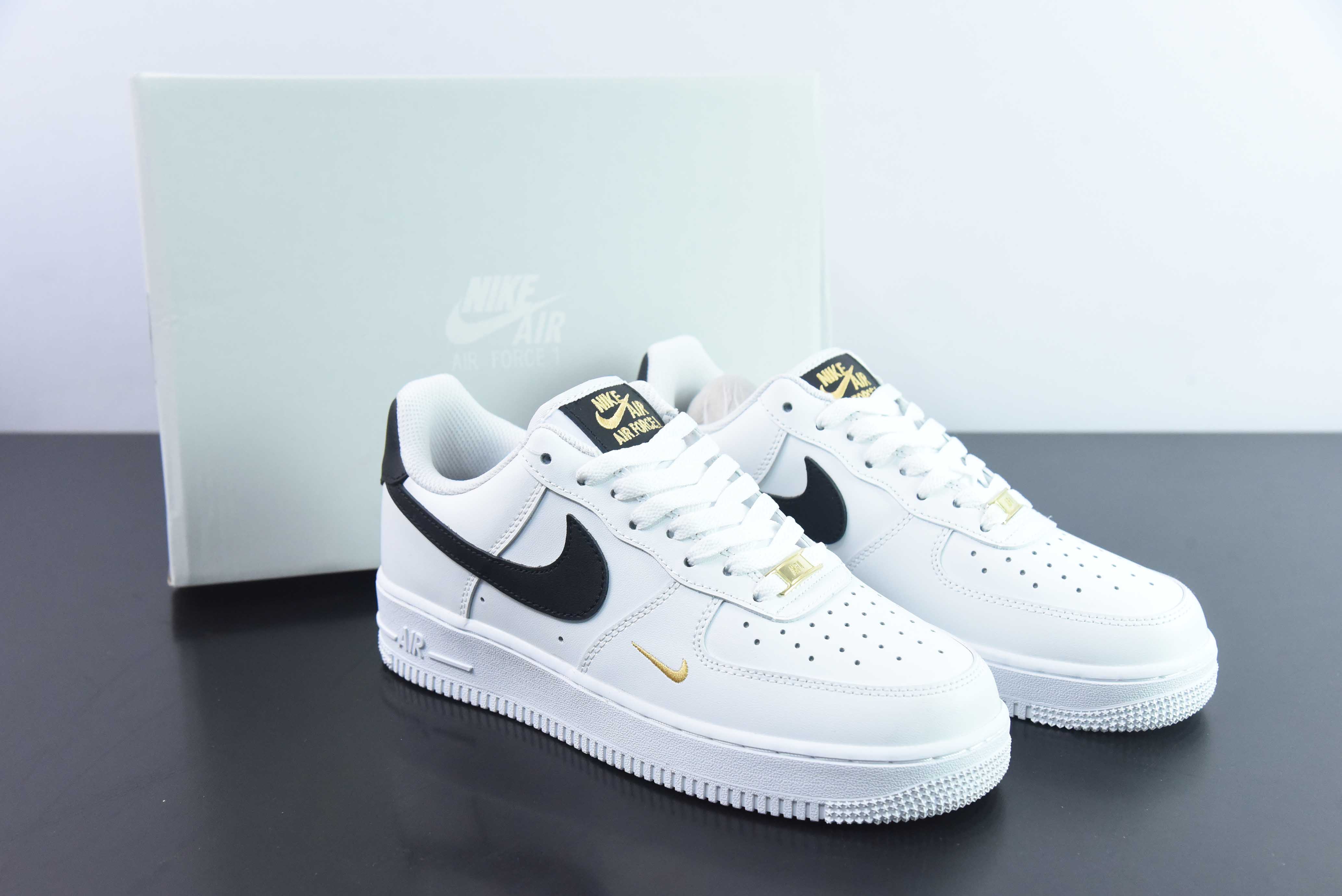 Nike Air Force 1 Low 空军一号低帮百搭休闲运动板鞋 黑色小金钩 货号:CZ0270-102