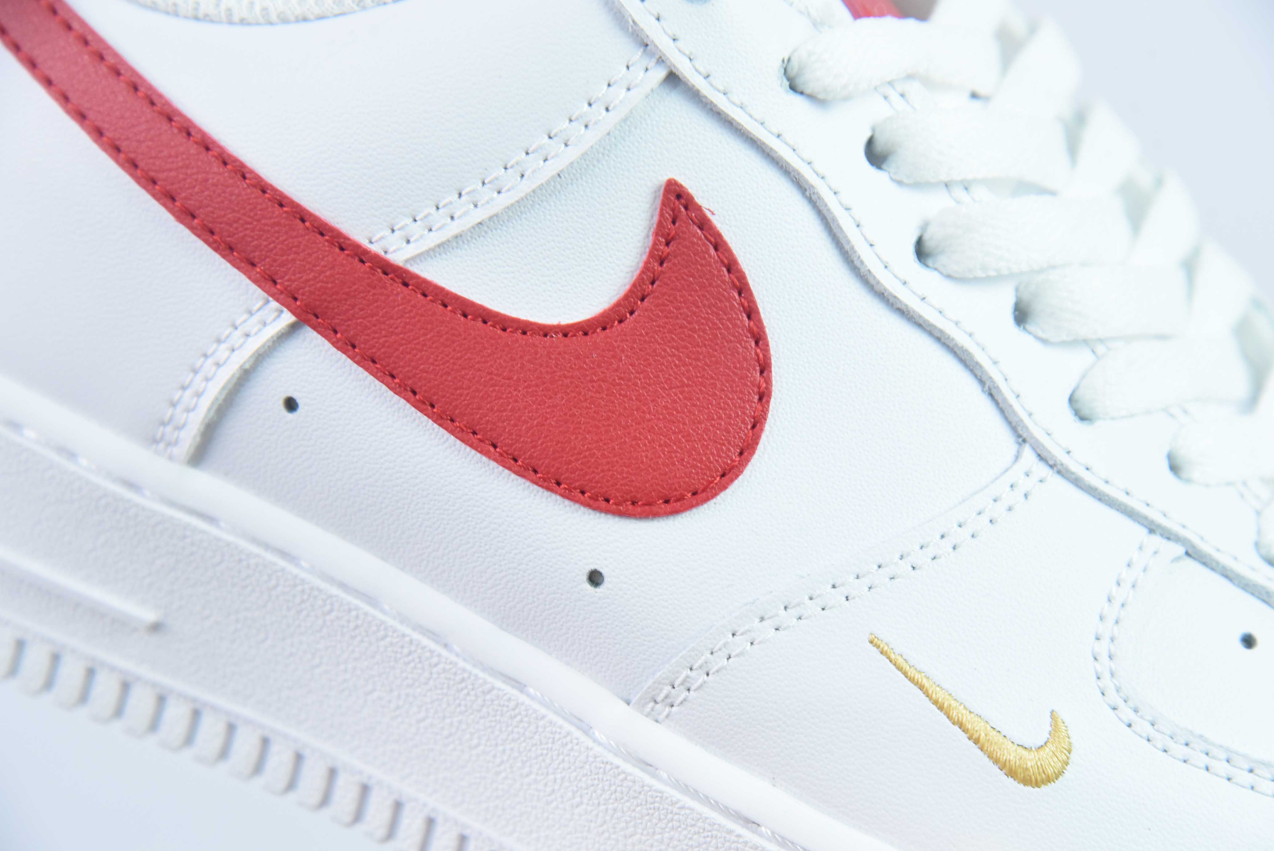 Nike Air Force 1 Low 空军一号低帮百搭休闲运动板鞋 白红小金钩 货号:CZ0270-104