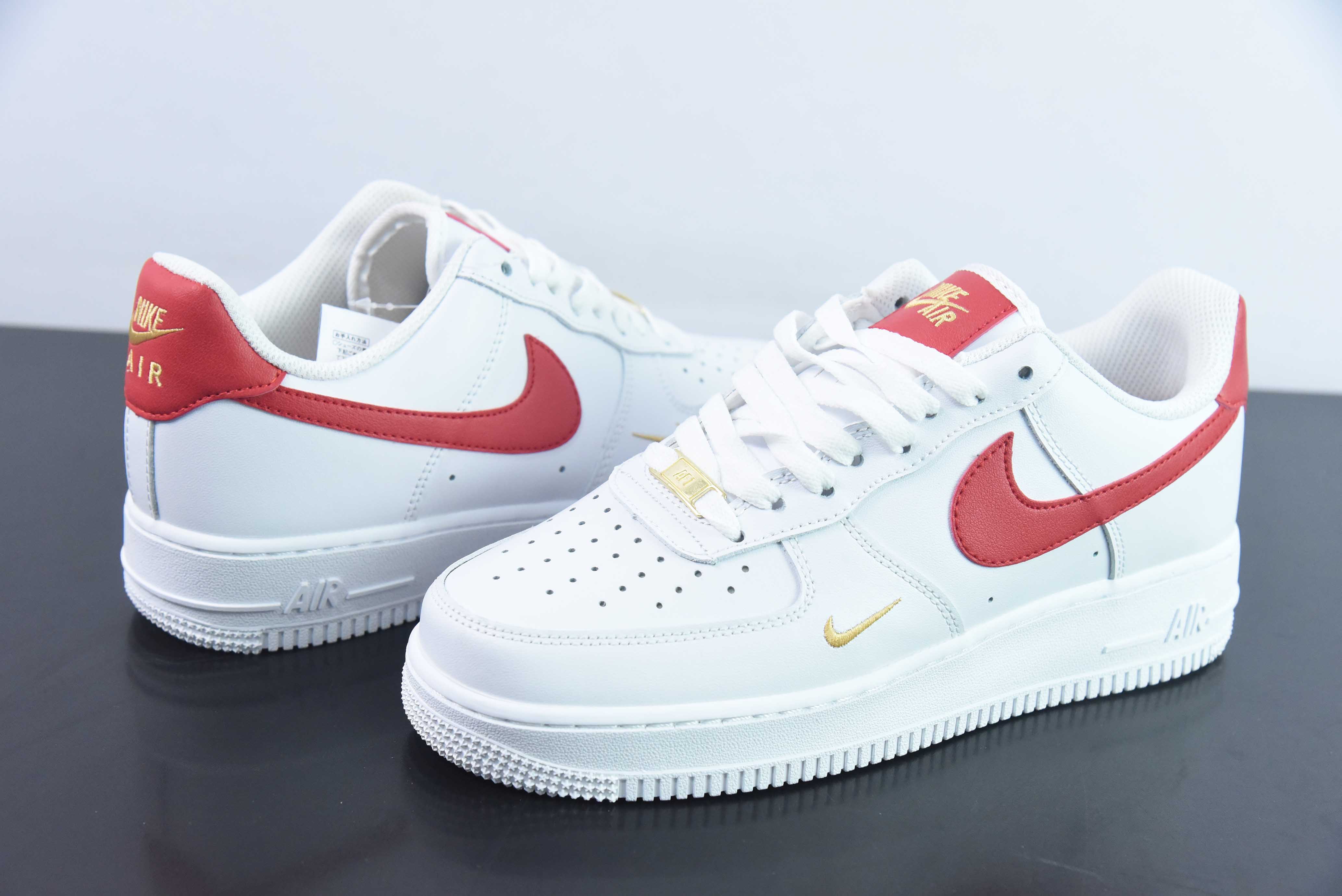 Nike Air Force 1 Low 空军一号低帮百搭休闲运动板鞋 白红小金钩 货号:CZ0270-104