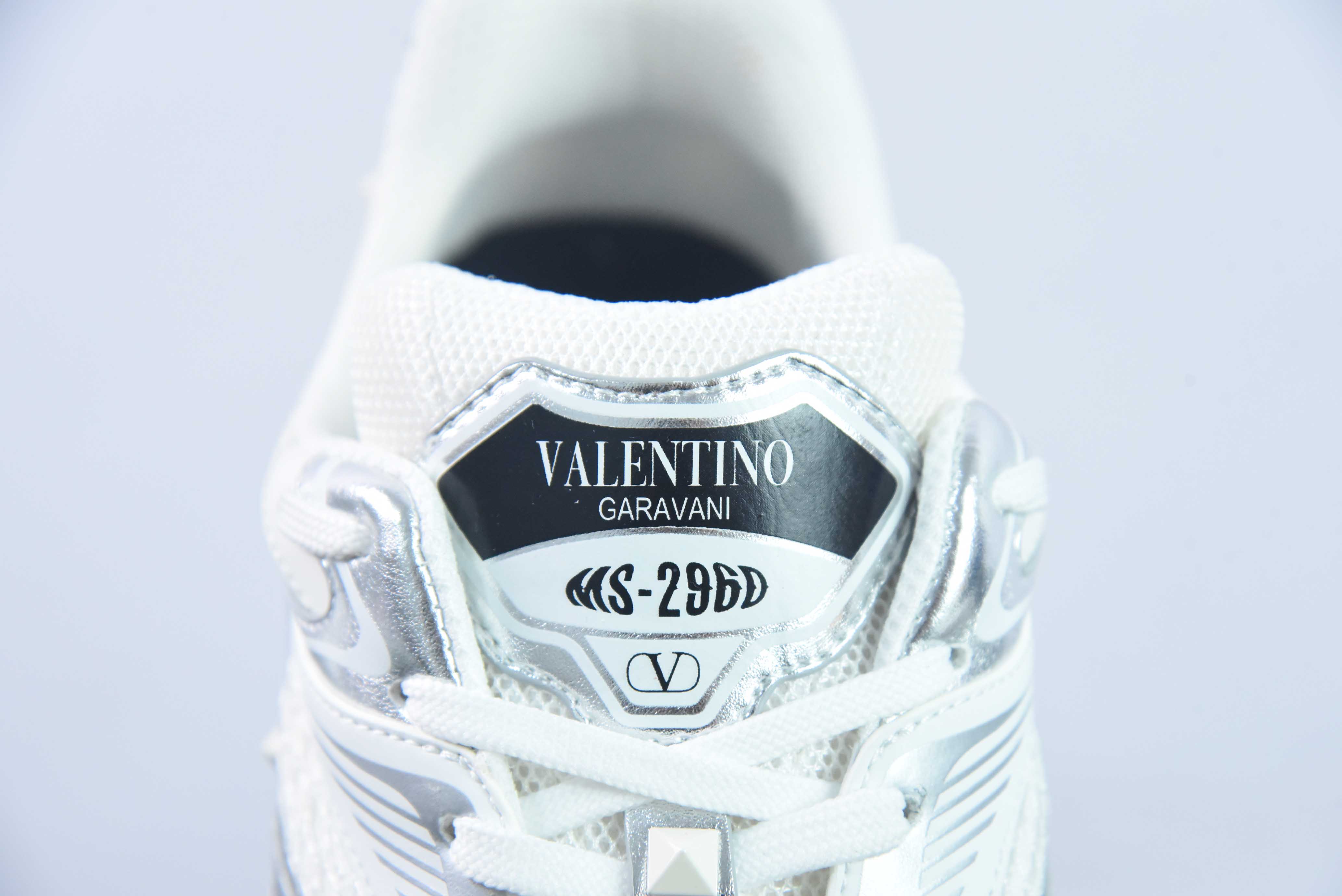 华伦天奴/Valentino Garavani MS-2960 Low-top Sneaker 铆钉系列低帮厚底老爹风增高百搭休闲运动鞋