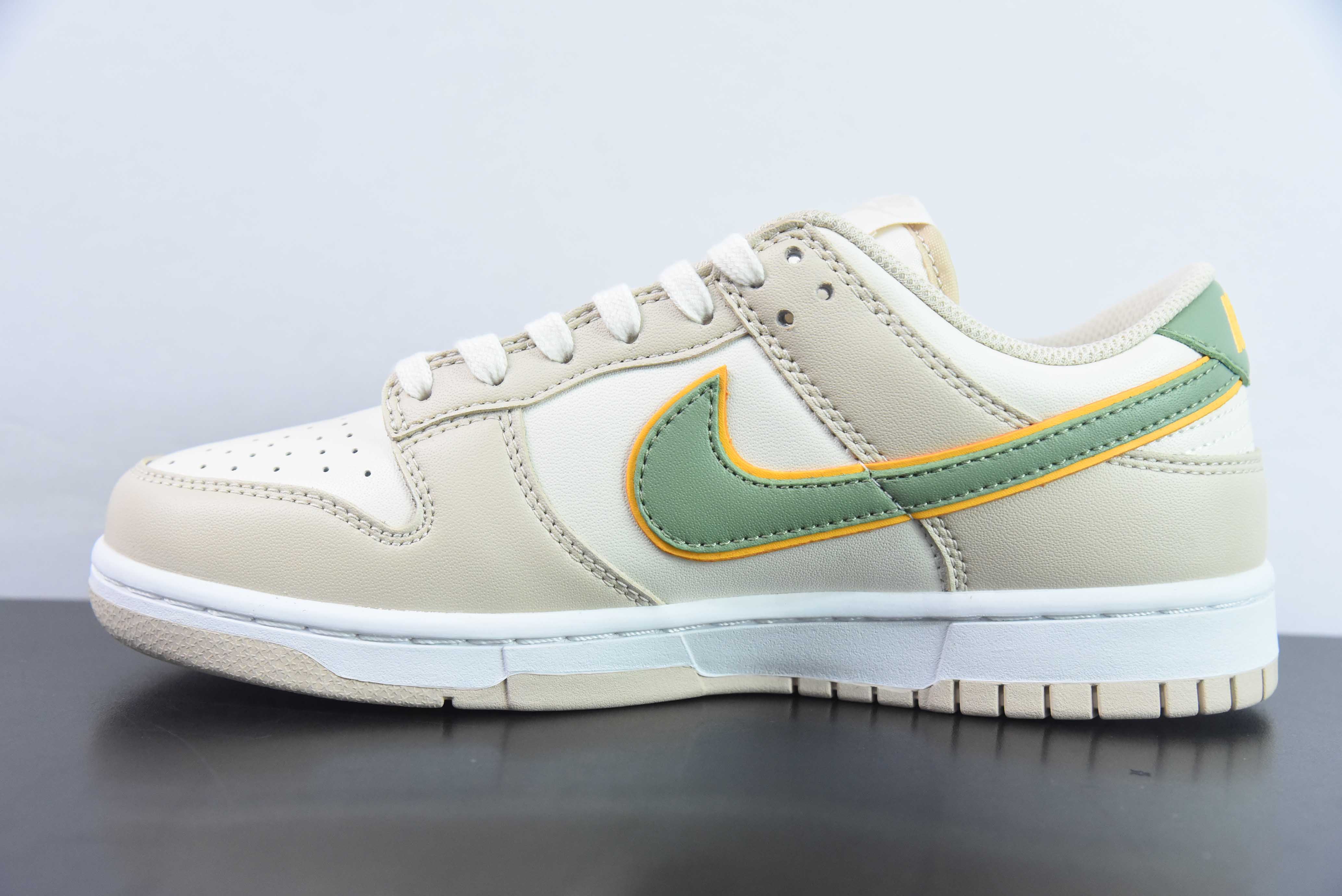 Nike SB Dunk Low Light Tan黄绿色 小清新 货号:FQ6869 131