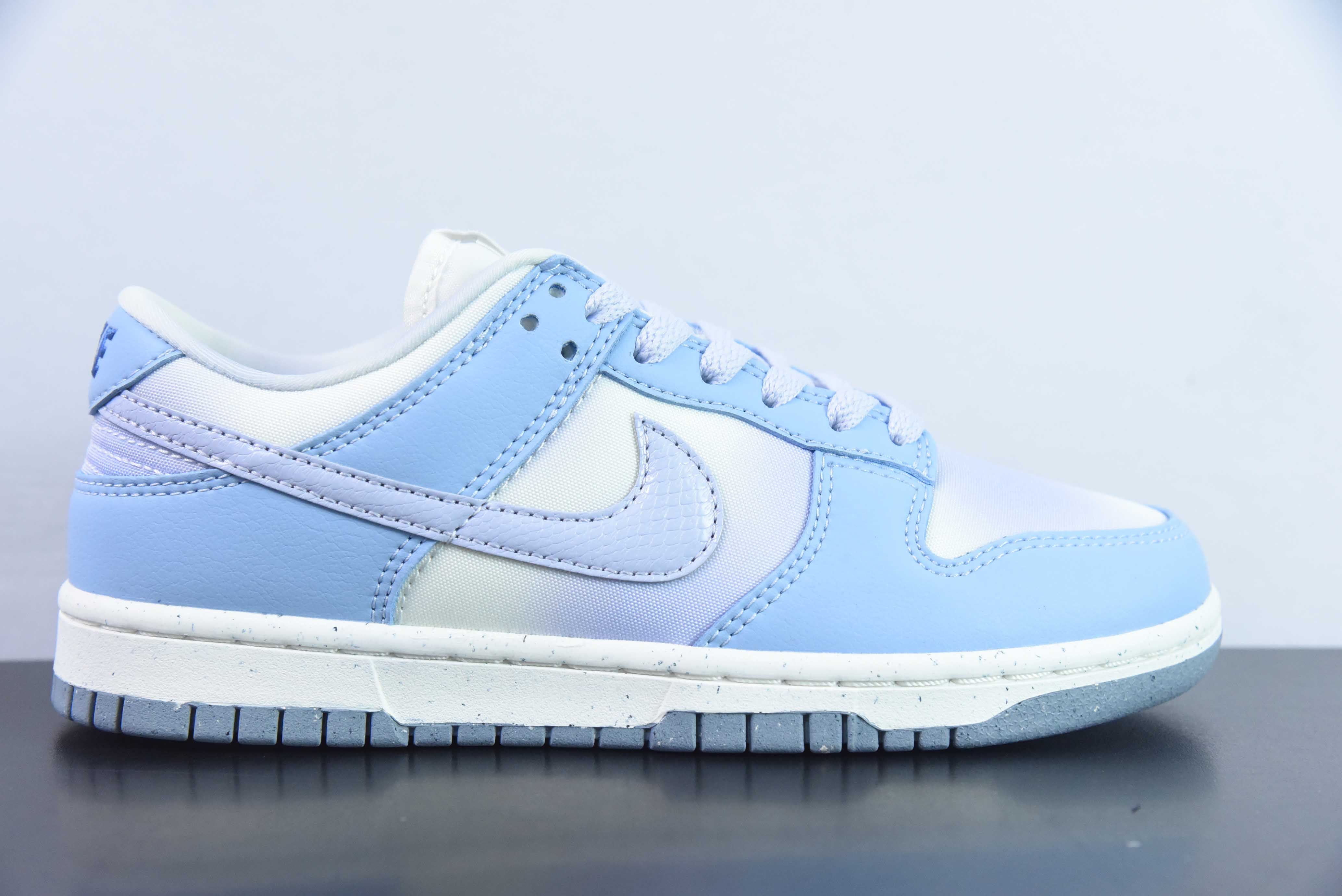 Nike SB Dunk Low GS蓝紫色 渐变 鳄鱼纹运动鞋 甜美风 货号：FN0323 400