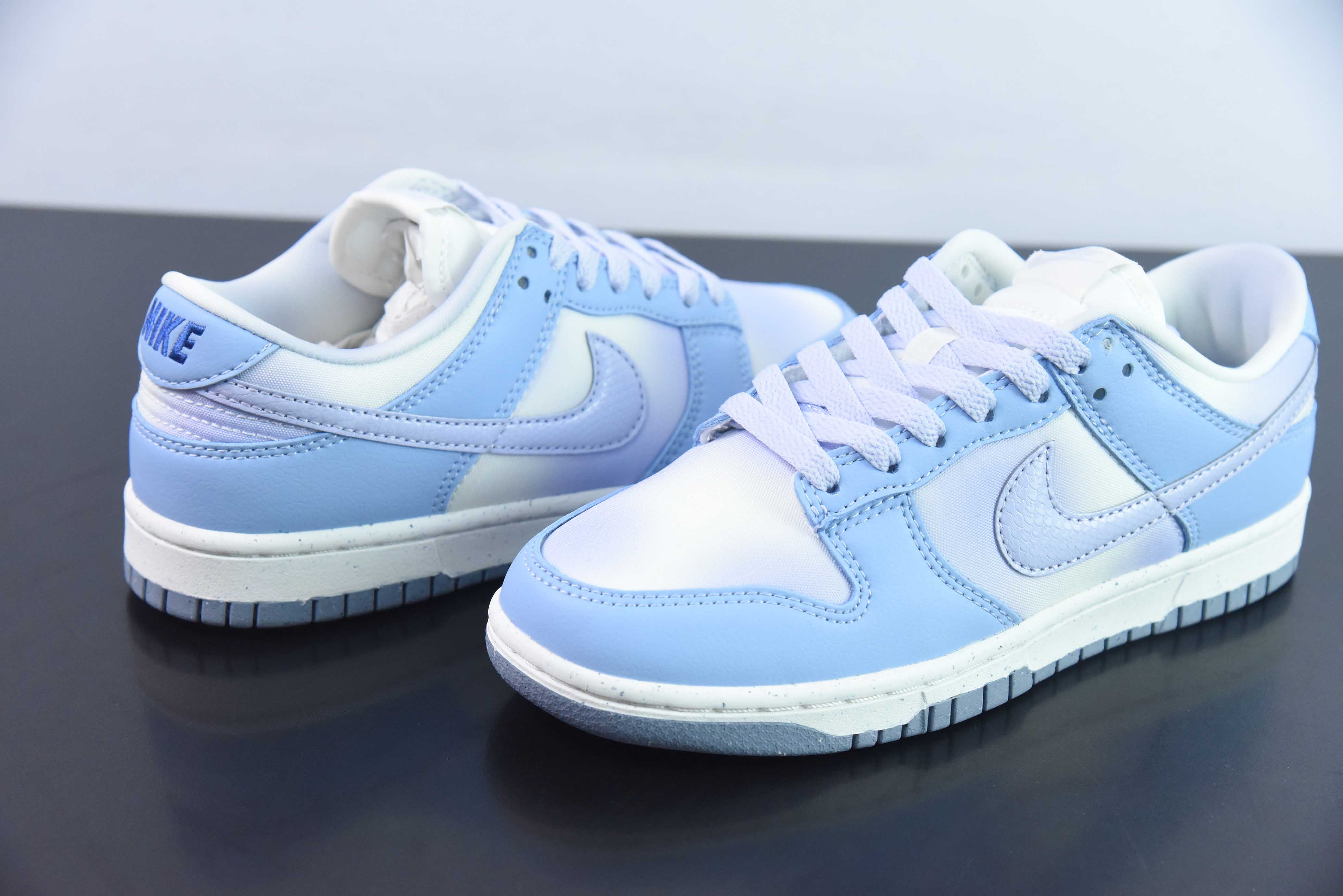 Nike SB Dunk Low GS蓝紫色 渐变 鳄鱼纹运动鞋 甜美风 货号：FN0323 400