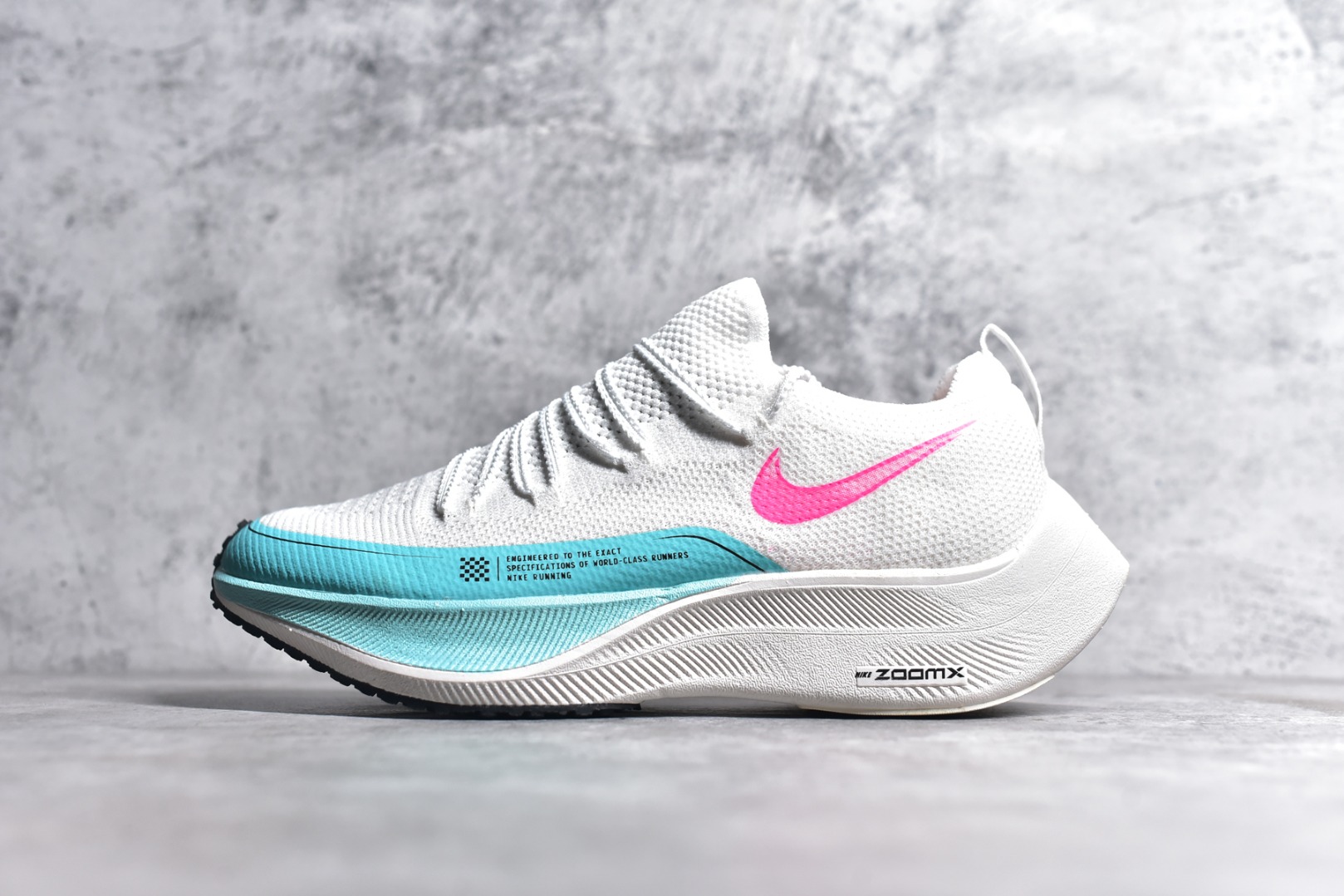 #秒杀 ️纯原福利️NK Zoom VaporFly 4% Flyknit Bright Crimson编织飞线马拉松三代超级休运动跑鞋 保留了NK 4%Systeml的突破性产品科技 且在这个基础上搭载了Nike Flyknit鞋面 让这双为比赛竞速而打造的战靴更加轻盈、透气突破性的Zoom X泡棉带来NK跑步至今为止最为出色的能量回馈。尺码：36 36.5 37.5 38 38.5 39 40 40.5 41 42 42.5 43 44 44.5 45-选品中心