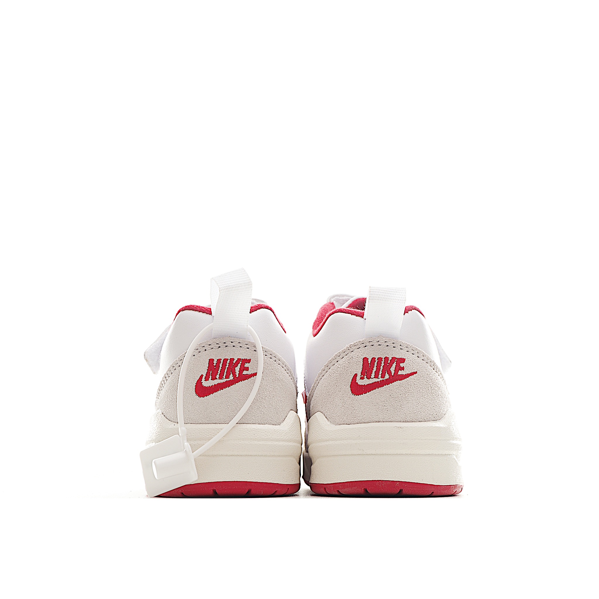 图片[9]-NK Jordan 90 儿童休闲鞋 NK Jordan 90 运动童鞋专为小宝贝打造，兼具舒适脚感与出众格调。鞋款从A1和AJ5中汲取设计灵感，是小宝贝日常玩耍的理想之选。鞋面采用结实皮革和合成材质，舒适耐穿，助力轻松玩乐。 尺码：小童24-27 大童28-37.5 货号：小童：3100 大童：5100-选品中心