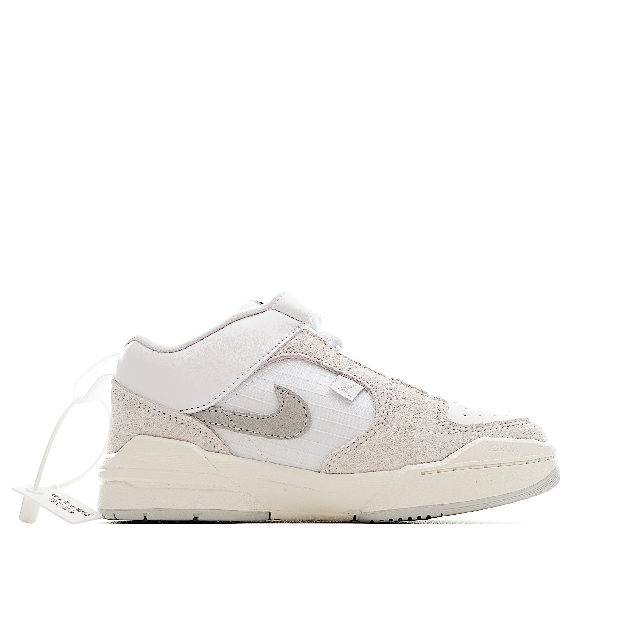 图片[7]-NK Jordan 90 儿童休闲鞋 NK Jordan 90 运动童鞋专为小宝贝打造，兼具舒适脚感与出众格调。鞋款从A1和AJ5中汲取设计灵感，是小宝贝日常玩耍的理想之选。鞋面采用结实皮革和合成材质，舒适耐穿，助力轻松玩乐。 尺码：小童24-27 大童28-37.5 货号：小童：3100 大童：5100-选品中心