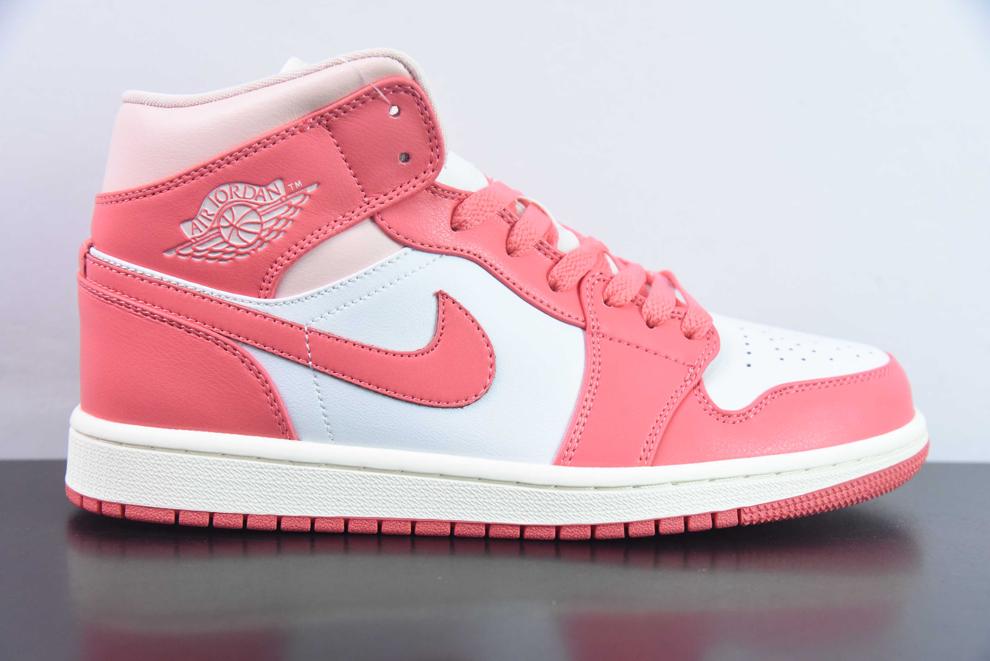 UAJE87939638 Air Jordan 1 Mid AJ1 Jordan 1 blanco rosa, zapatos casuales de media caña para cultura, número de producto…