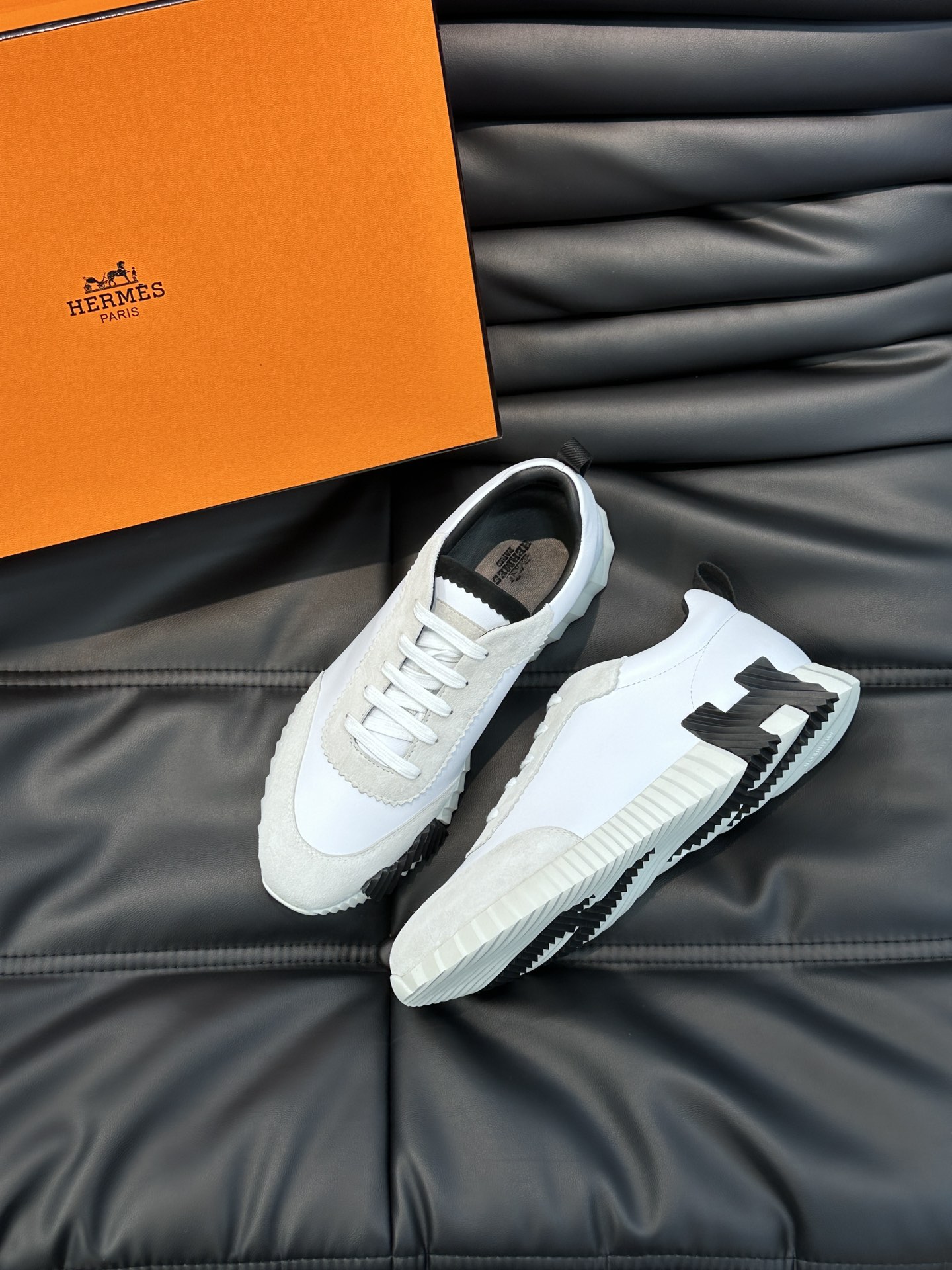 Alternative view of Sneakers 13462