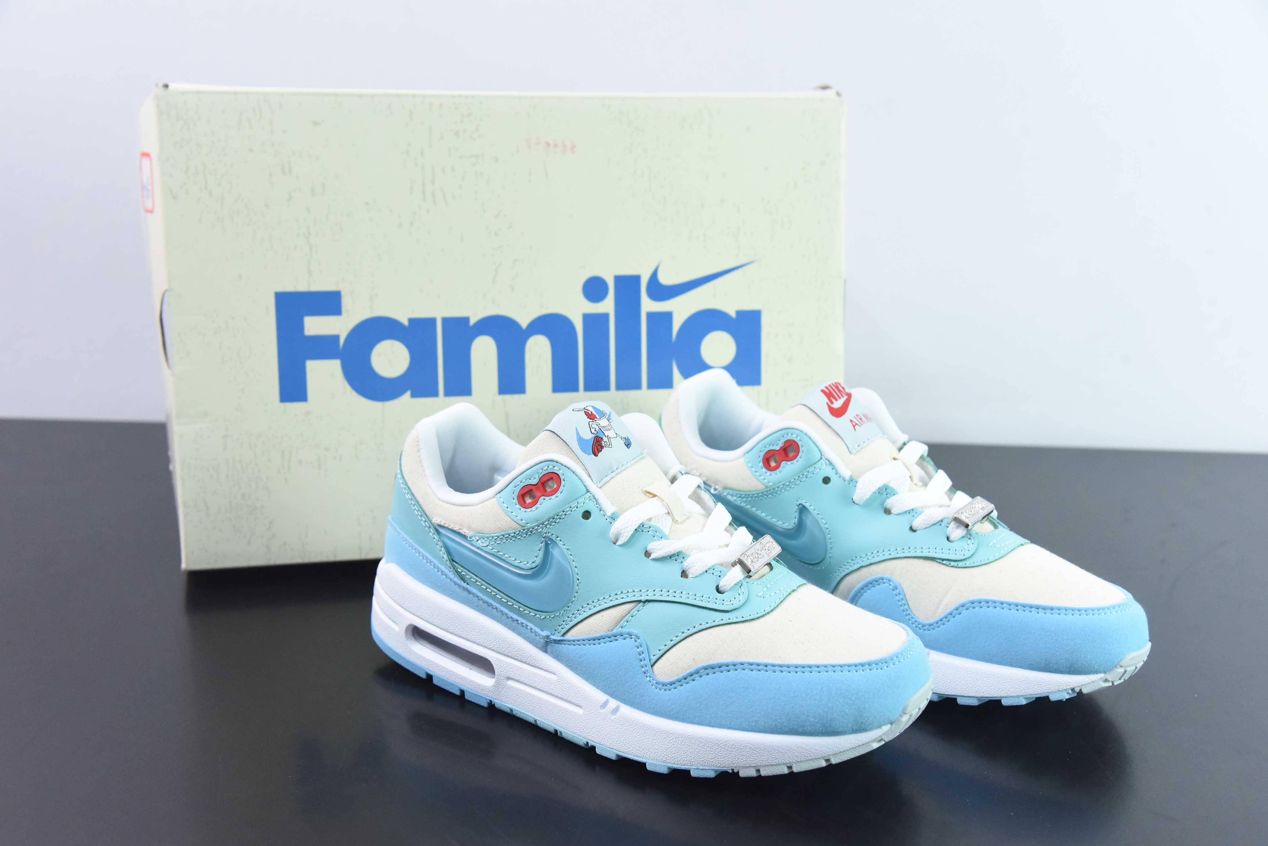 NK Air Max 1 初代复古气垫慢跑鞋 货号：FD6955-400