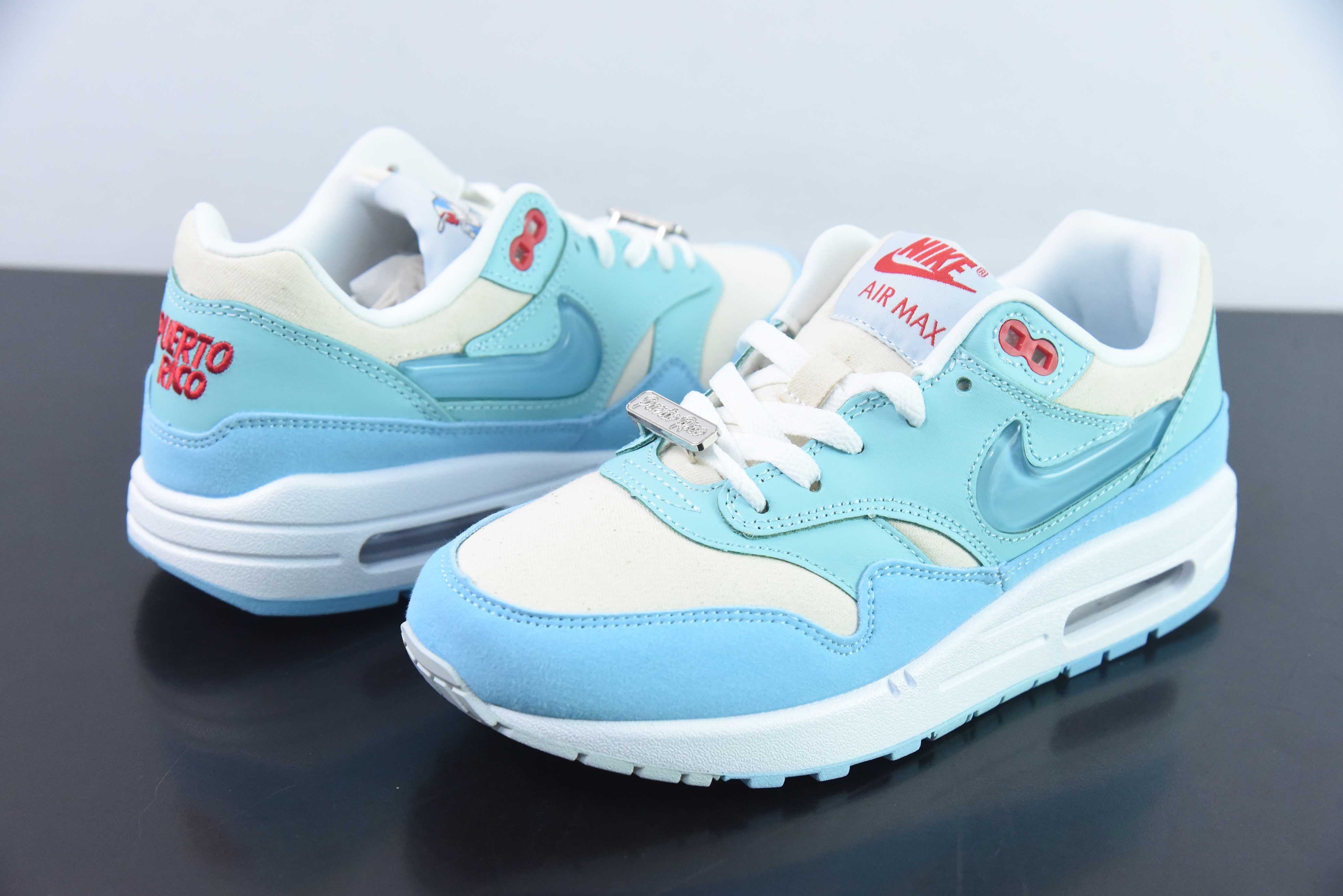 NK Air Max 1 初代复古气垫慢跑鞋 货号：FD6955-400