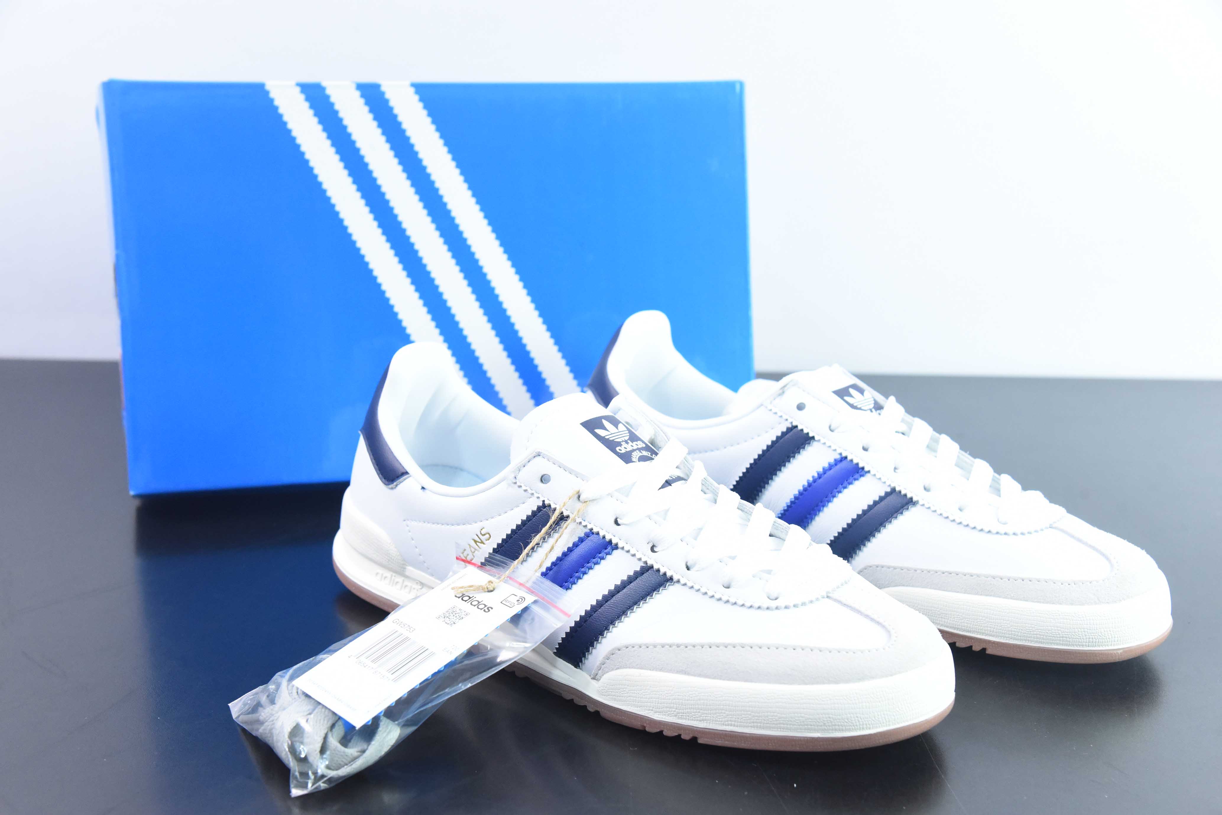 阿迪 JEANS系列 新款 三叶草 Ad Originals Jeans 阿迪复古低帮货号:GX5753