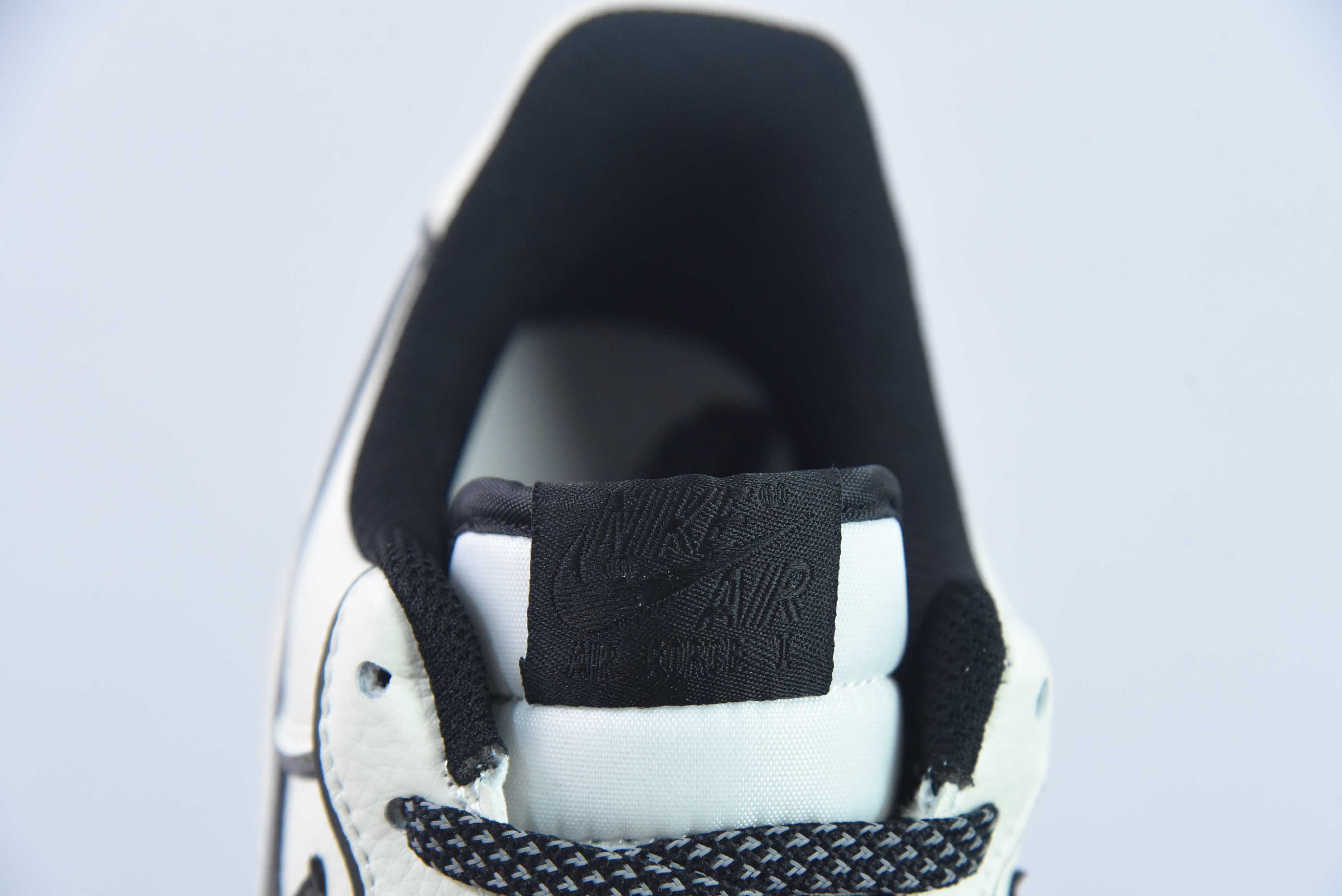 Nike Air Force 1’07 Low 3M"空军一号经典低帮百搭休闲运动板鞋“皮革米白黑镭射3M反光边” 货号:UH8958-121
