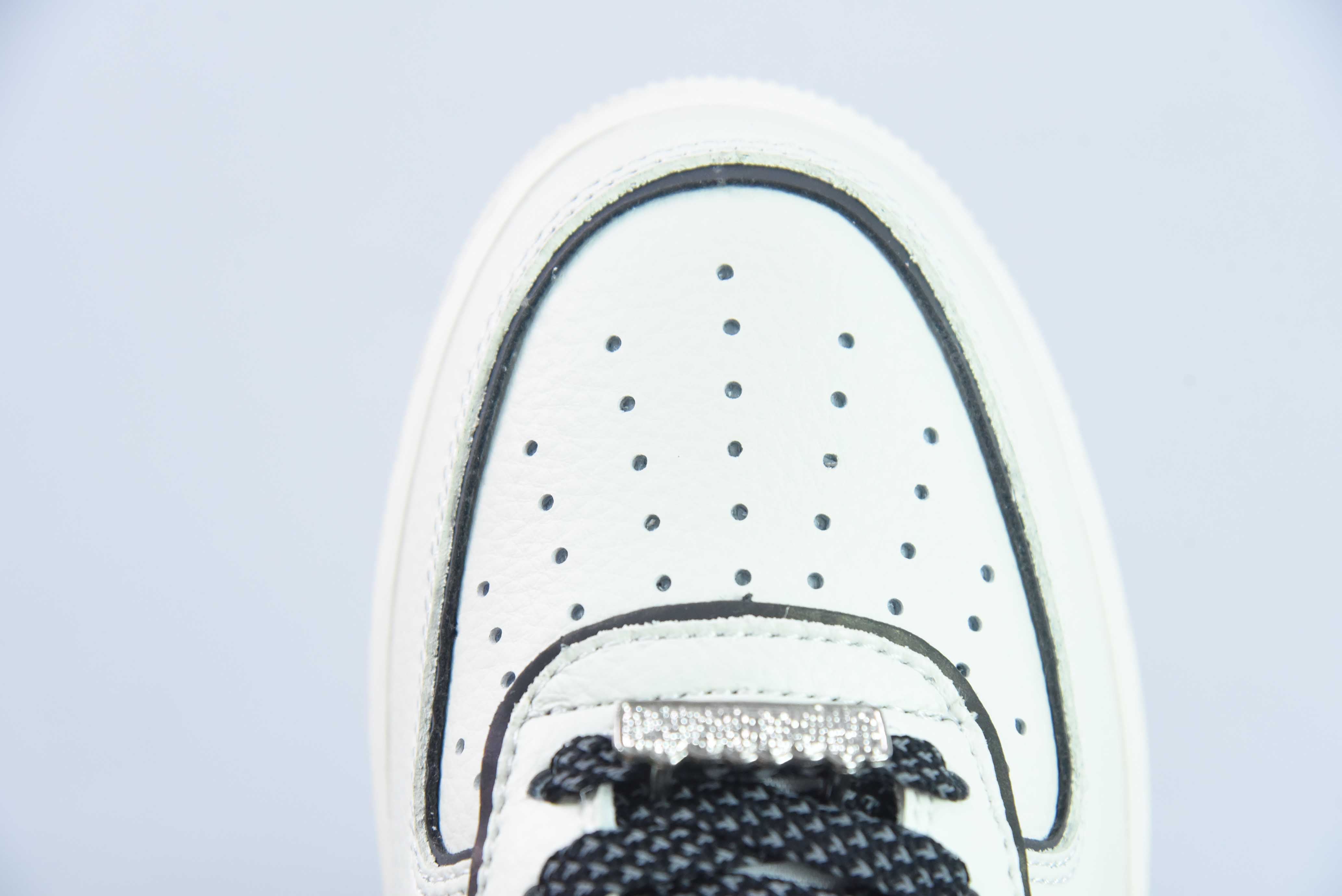 Nike Air Force 1’07 Low 3M"空军一号经典低帮百搭休闲运动板鞋“皮革米白黑镭射3M反光边” 货号:UH8958-121