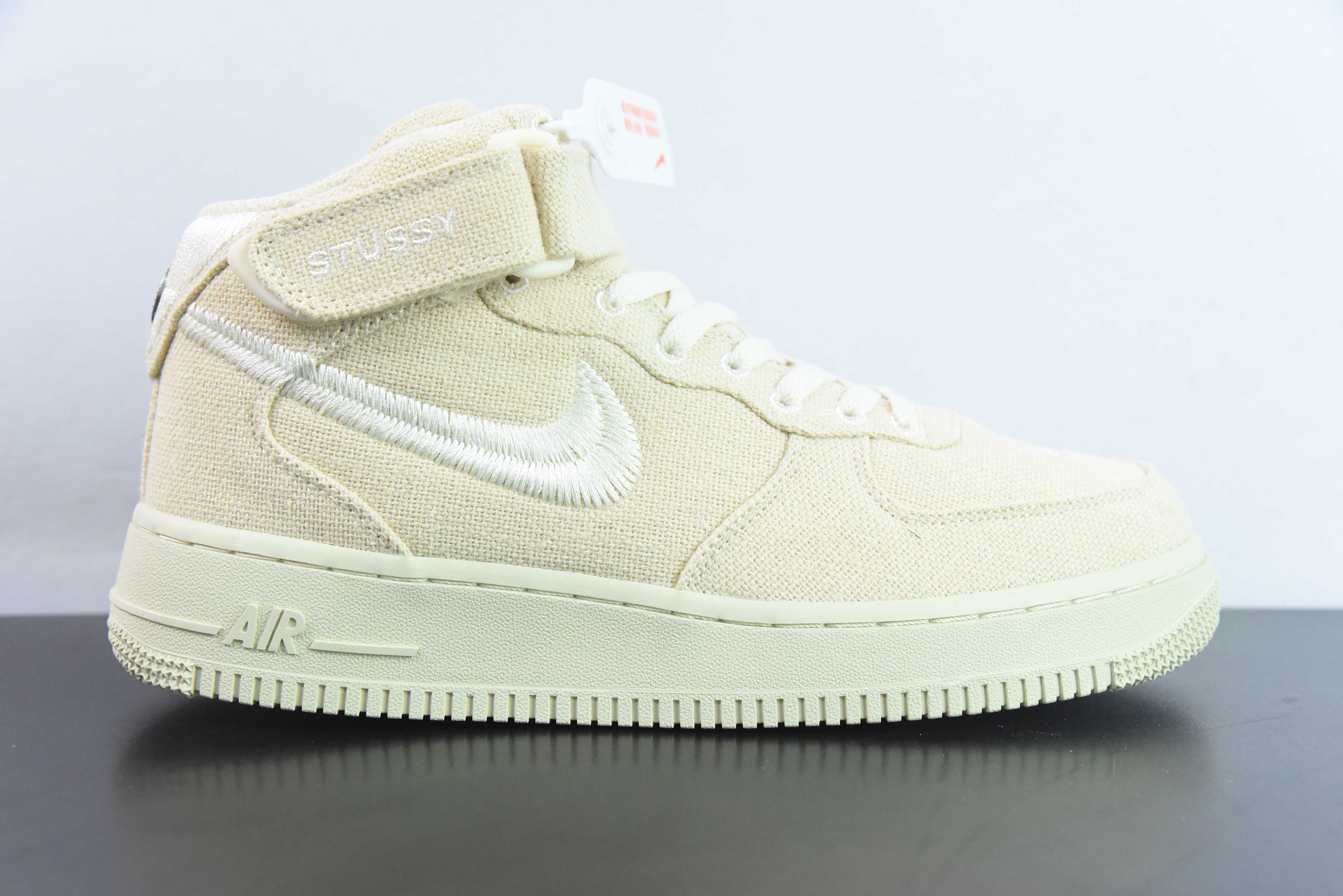 NK Air Force 1 空军一号低帮运动休闲板鞋 货号:DJ7841-200
