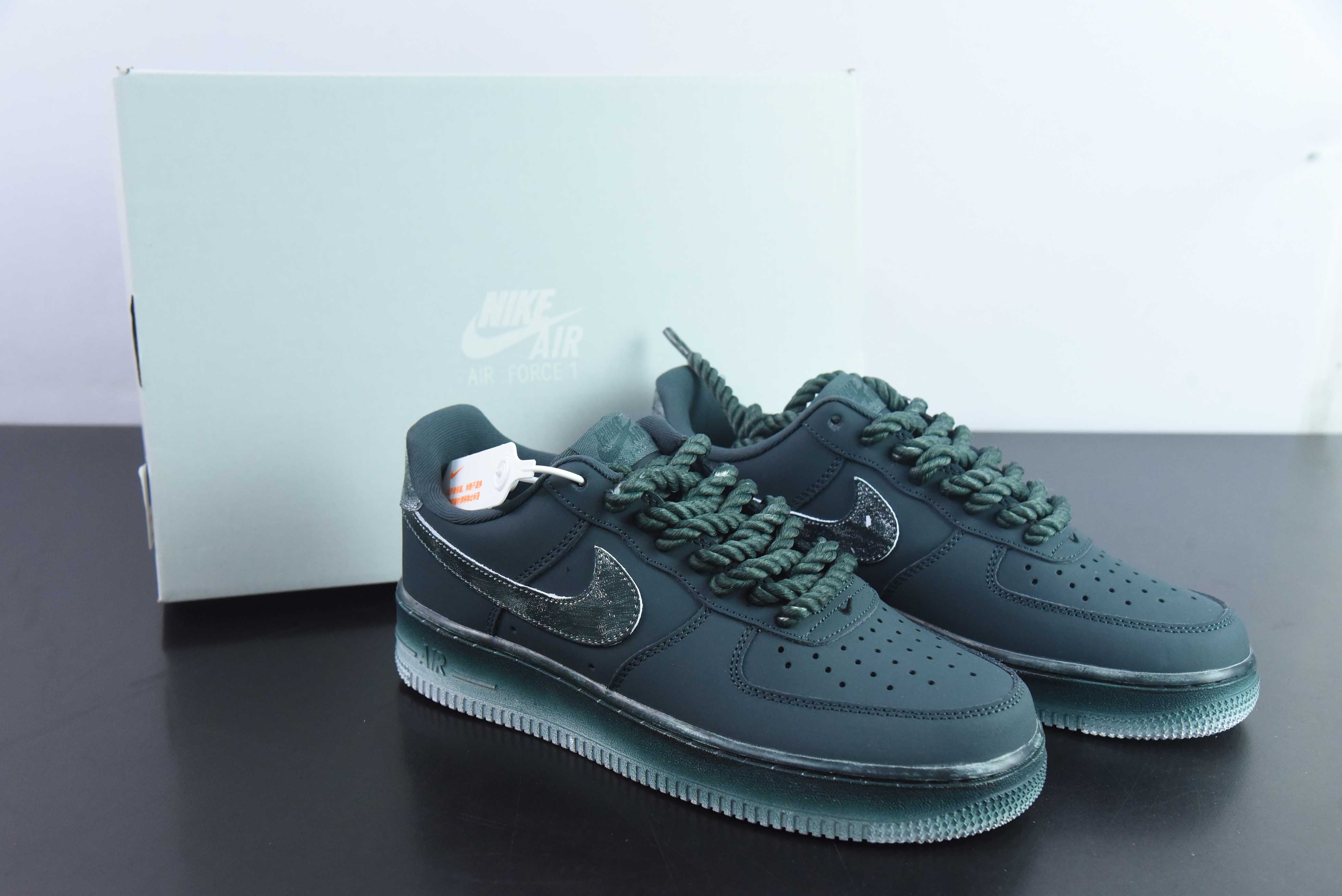 Nike Air Force 1 AF1 空军一号/低帮 黑色 粗鞋带 做旧 货号:315122-222