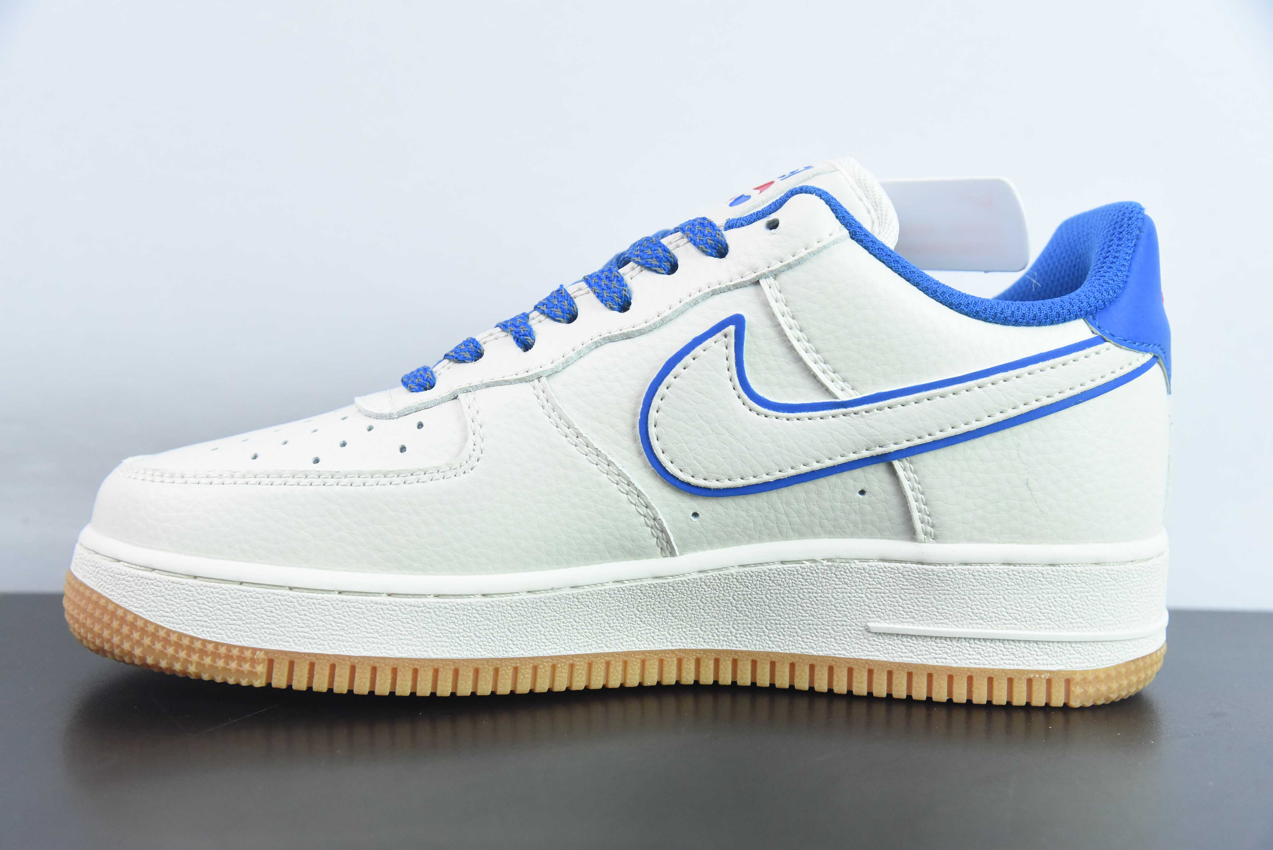 Nike Air Force1 Low “百事可乐联名三代”!空军一号休闲鞋 货号:HD1699-101