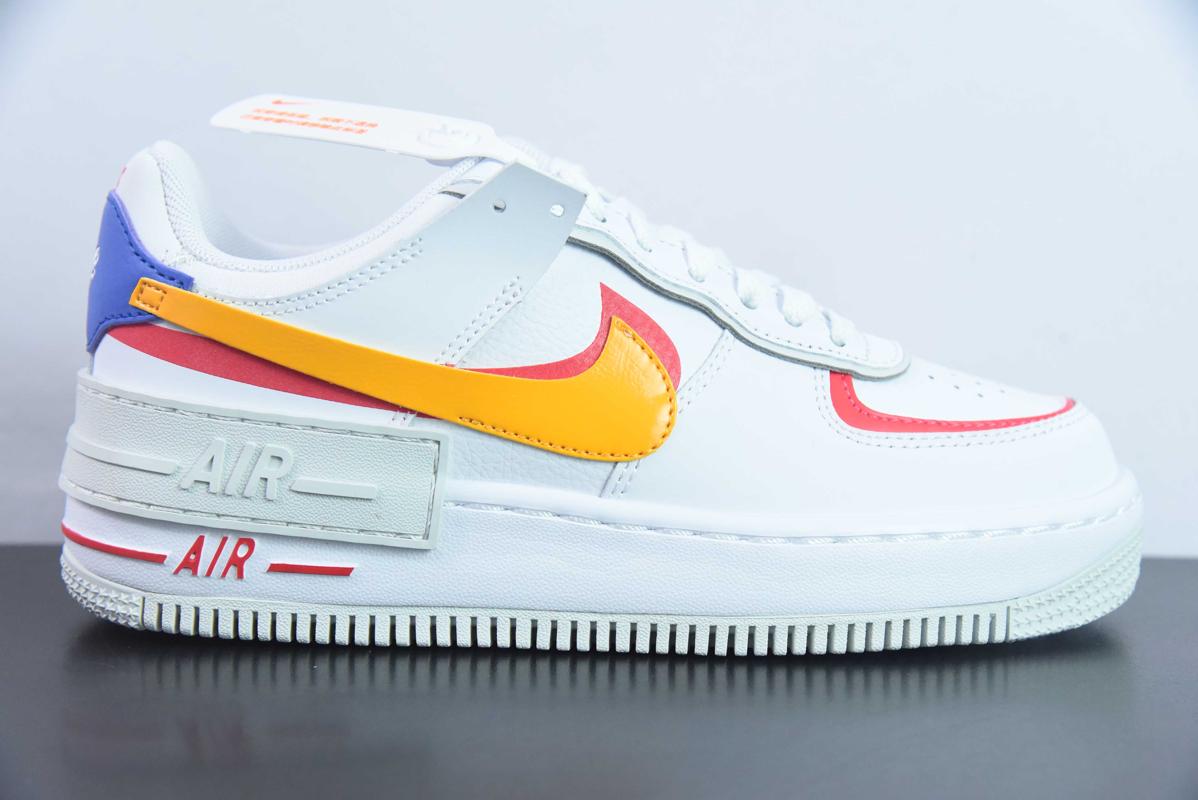 WAS65292630 Nike Air Force 1 Shadow 轻量增高低帮板鞋“白黄红”双勾解构 空军一号货号：DZ1847-100 尺码：35.5-40
