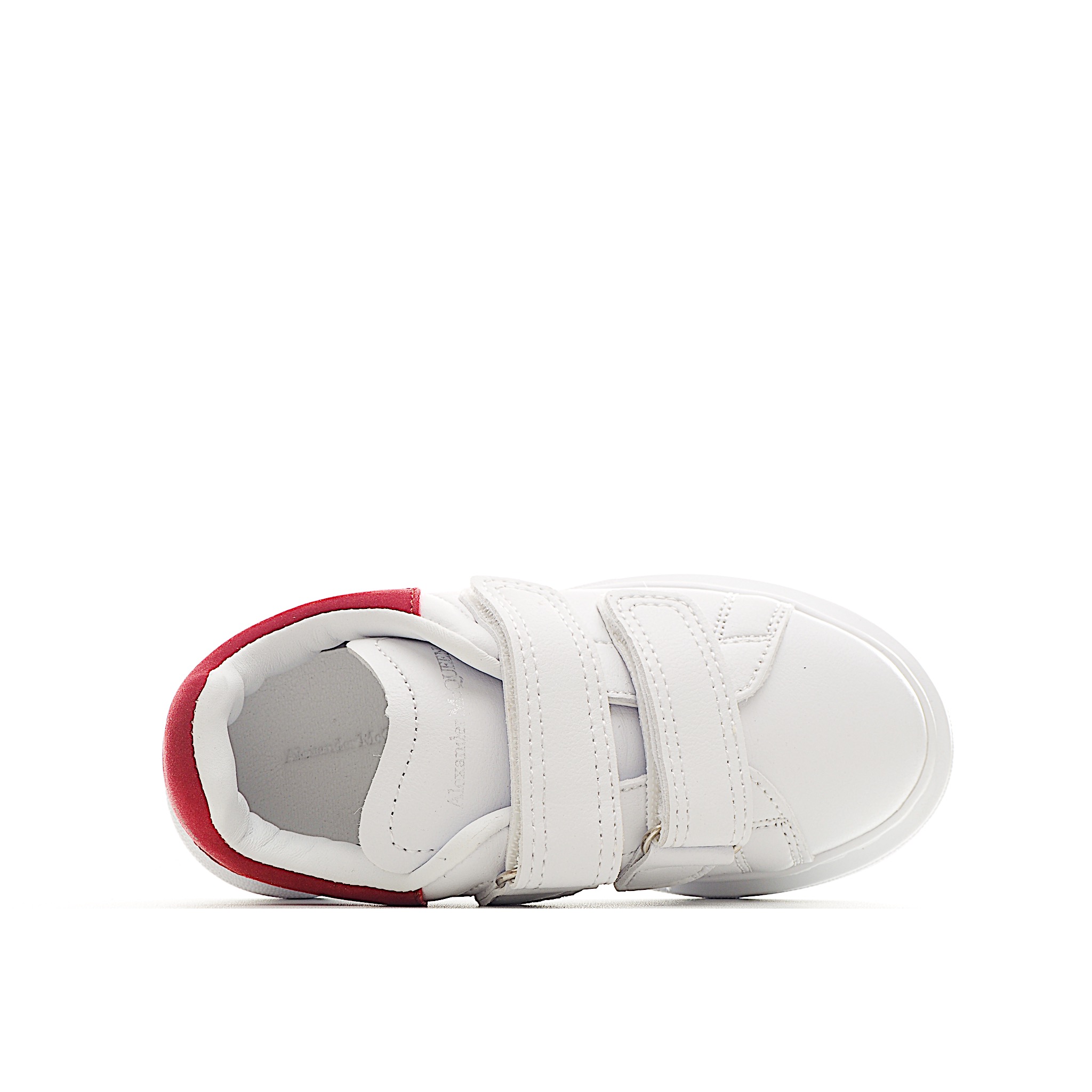 图片[4]-麦昆 魔术贴时尚低帮儿童板鞋 麦昆魔术贴时尚低帮儿童魔术贴低帮运动鞋，双色设计、对比后跟、圆头、正面饰有魔术贴、橡胶厚底。鞋面采用皮革材质制作。采用流行版型设计，外观时尚大气。稳固的后跟贴合足部曲线设计，软弹舒适，不易磨脚。 尺码：25-37-选品中心