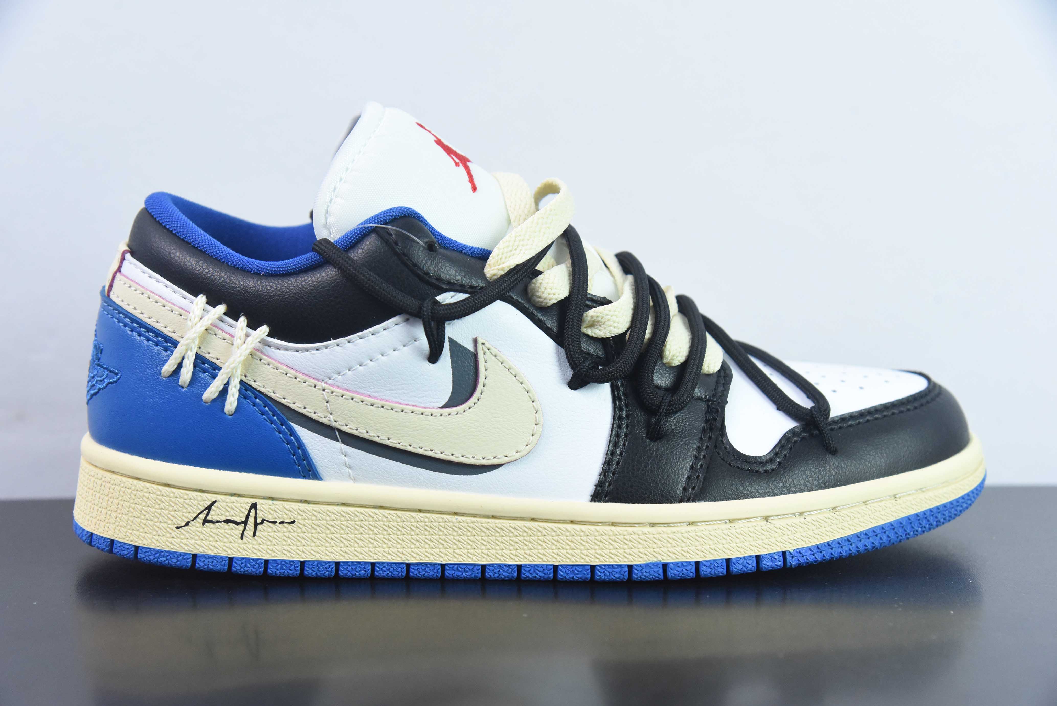 GAJF67088230 Air Jordan 1 Low 乔1抽绳绑带低帮篮球鞋 货号：DC0774-416 尺码：36-46