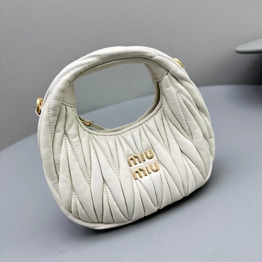 缪缪 Miu Miu 高定经典皮革女包手袋 #15EEE05B 5