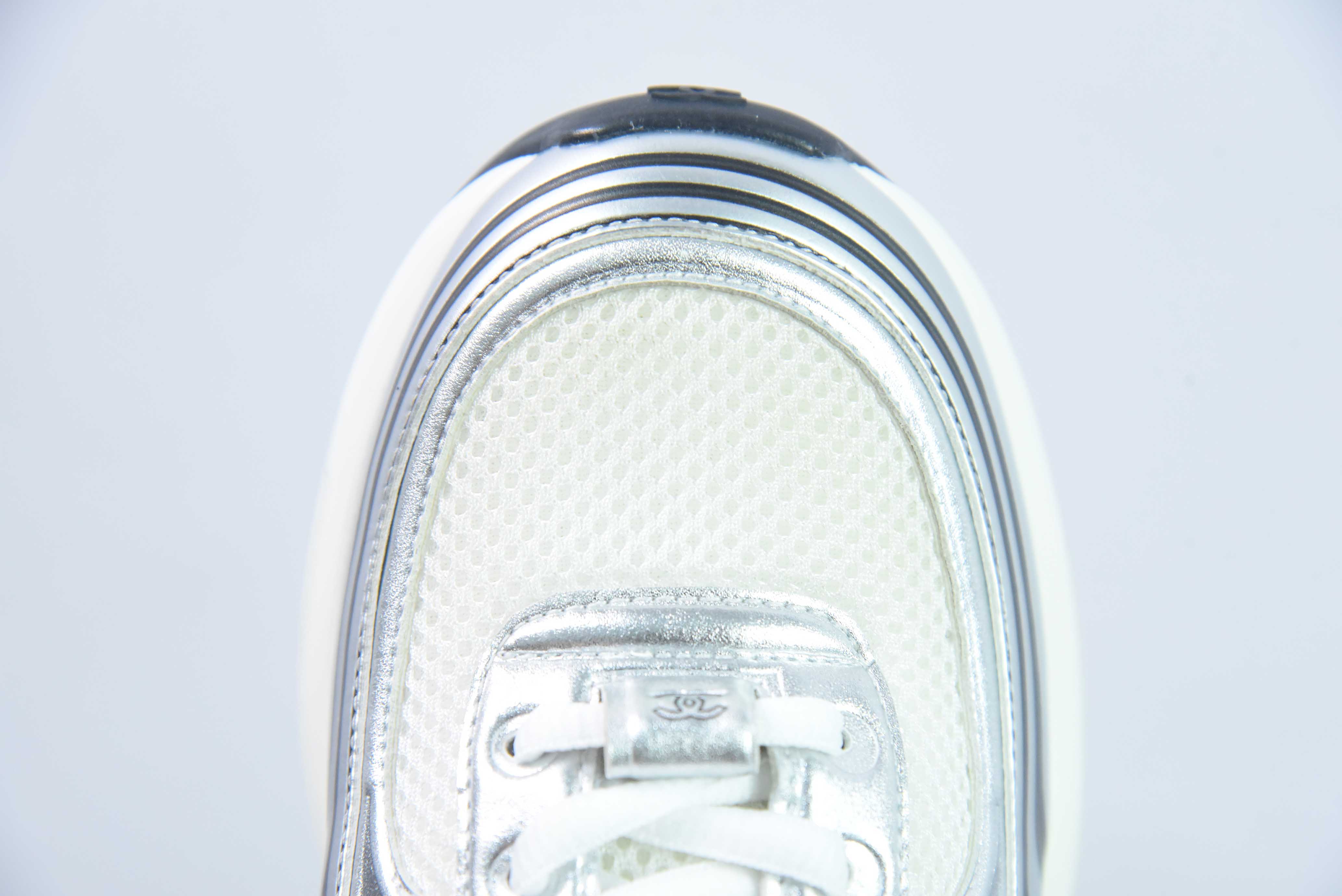 Chane/香奈儿  法国奢侈品品牌 2023 Cruise Logo Casual Low 系列克鲁斯轻便复古老爹风百搭休闲运鞋