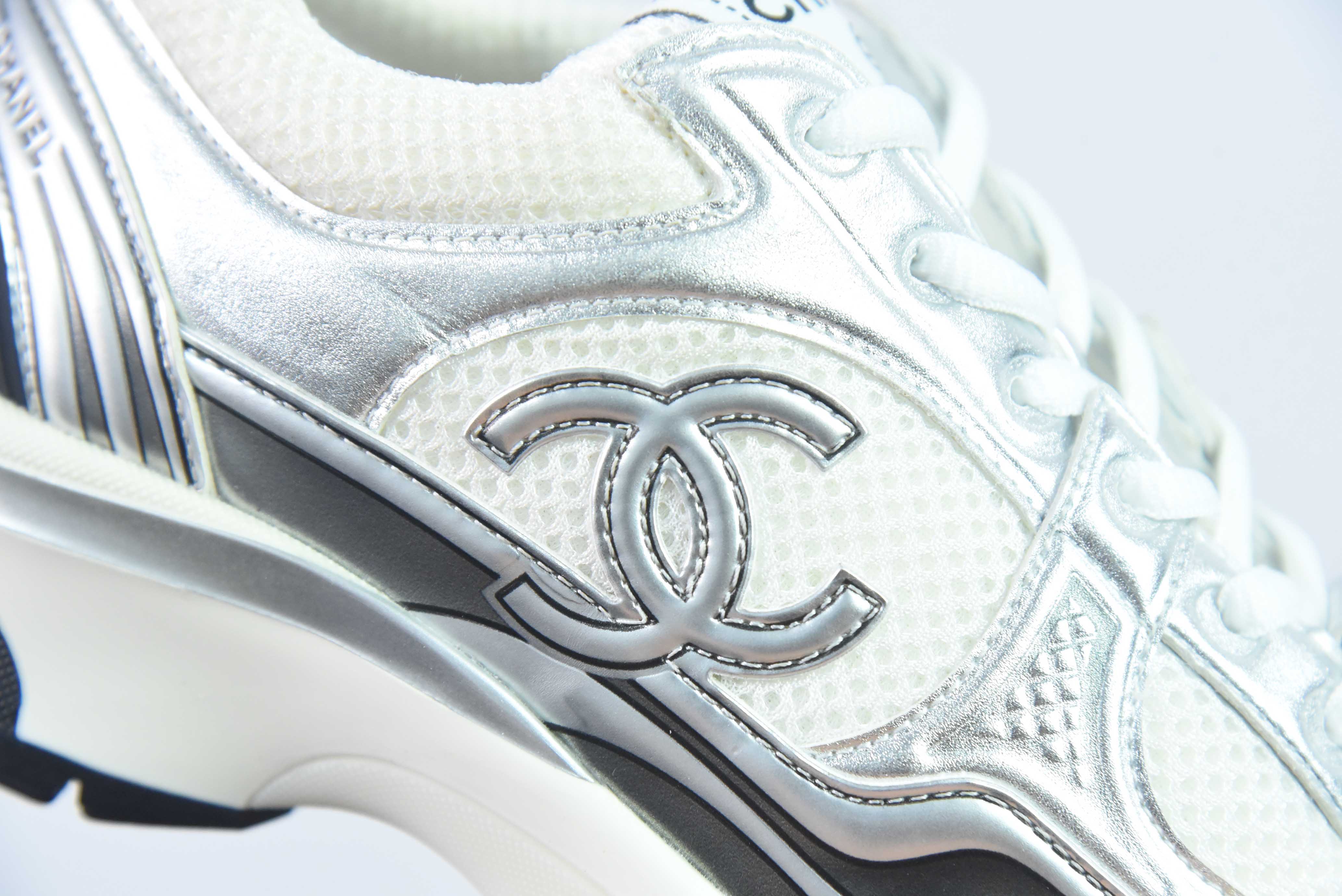 Chane/香奈儿  法国奢侈品品牌 2023 Cruise Logo Casual Low 系列克鲁斯轻便复古老爹风百搭休闲运鞋
