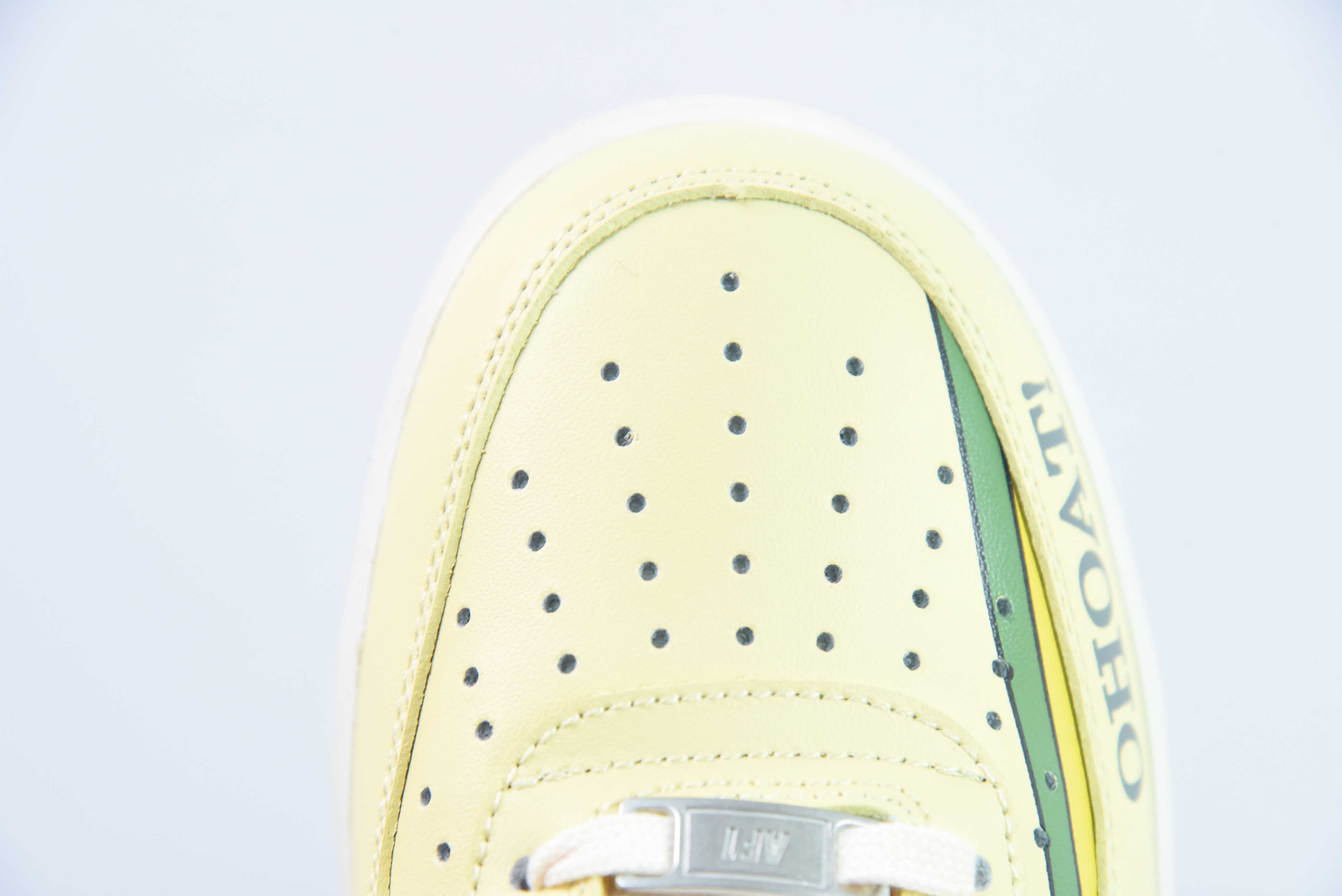 Nike Air Force 1 Low 空军一号低帮运动休闲板鞋 英文涂鸦 71 黄色 货号:CW2288-111