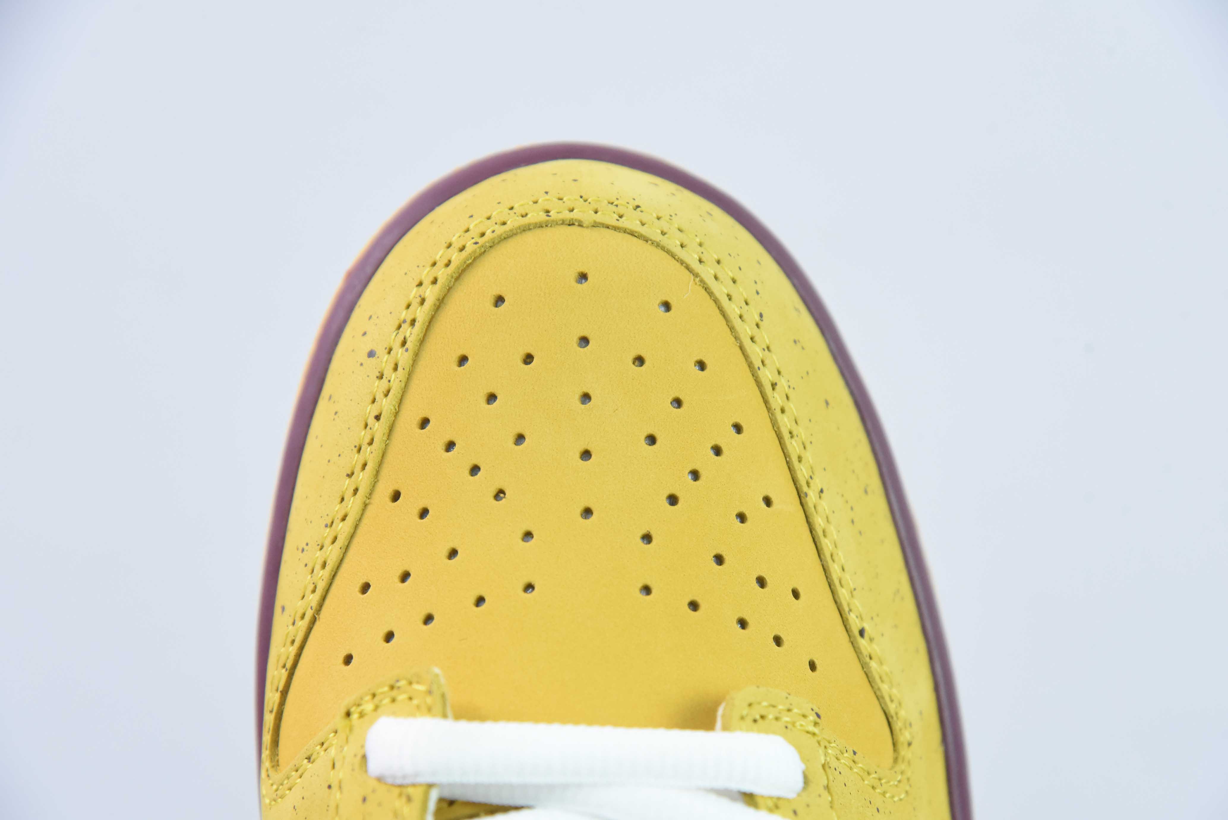 Nike SB Dunk Low x Concepts "Yeelow Lobster" 低帮休闲板鞋 货号;313170 137566