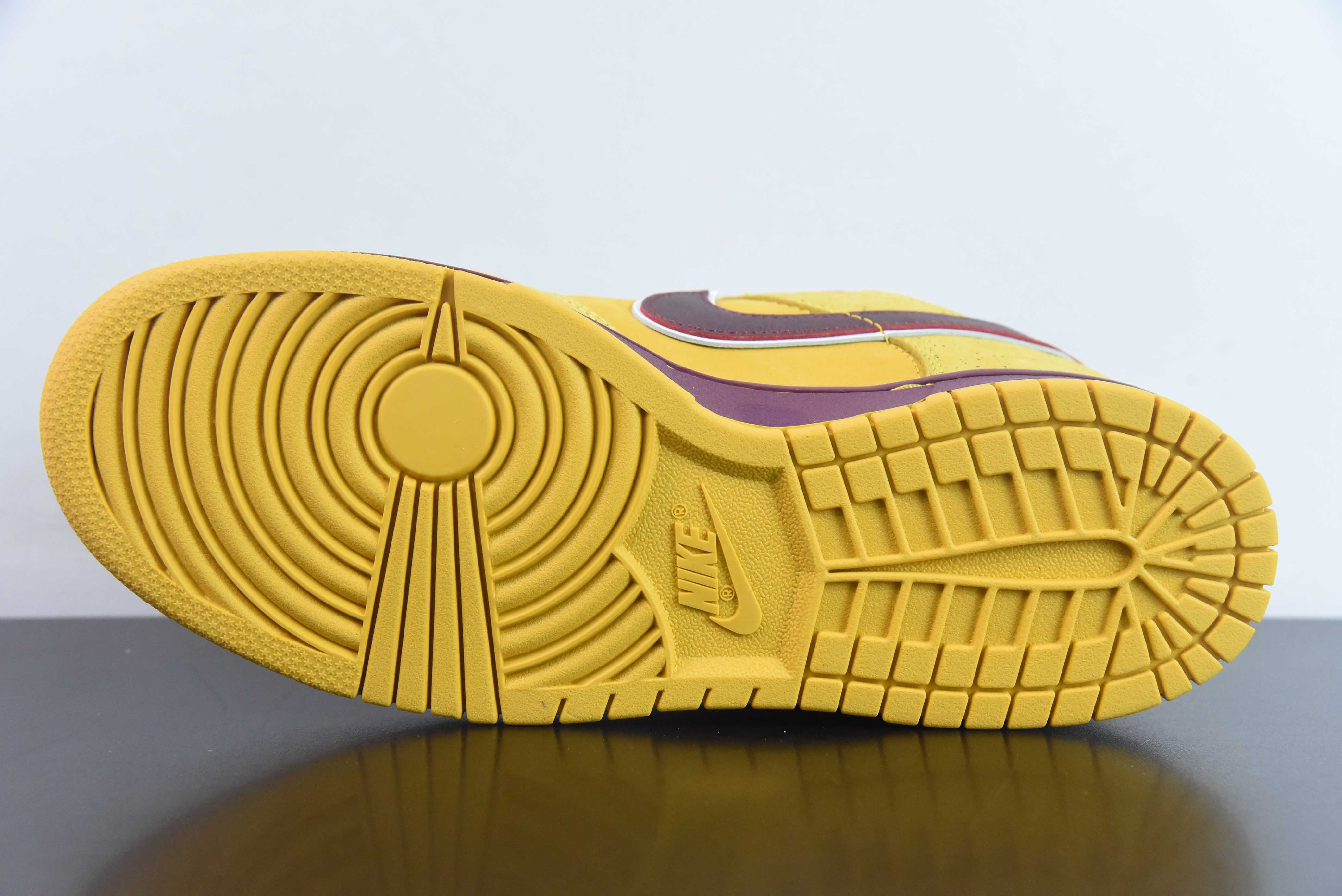Nike SB Dunk Low x Concepts "Yeelow Lobster" 低帮休闲板鞋 货号;313170 137566