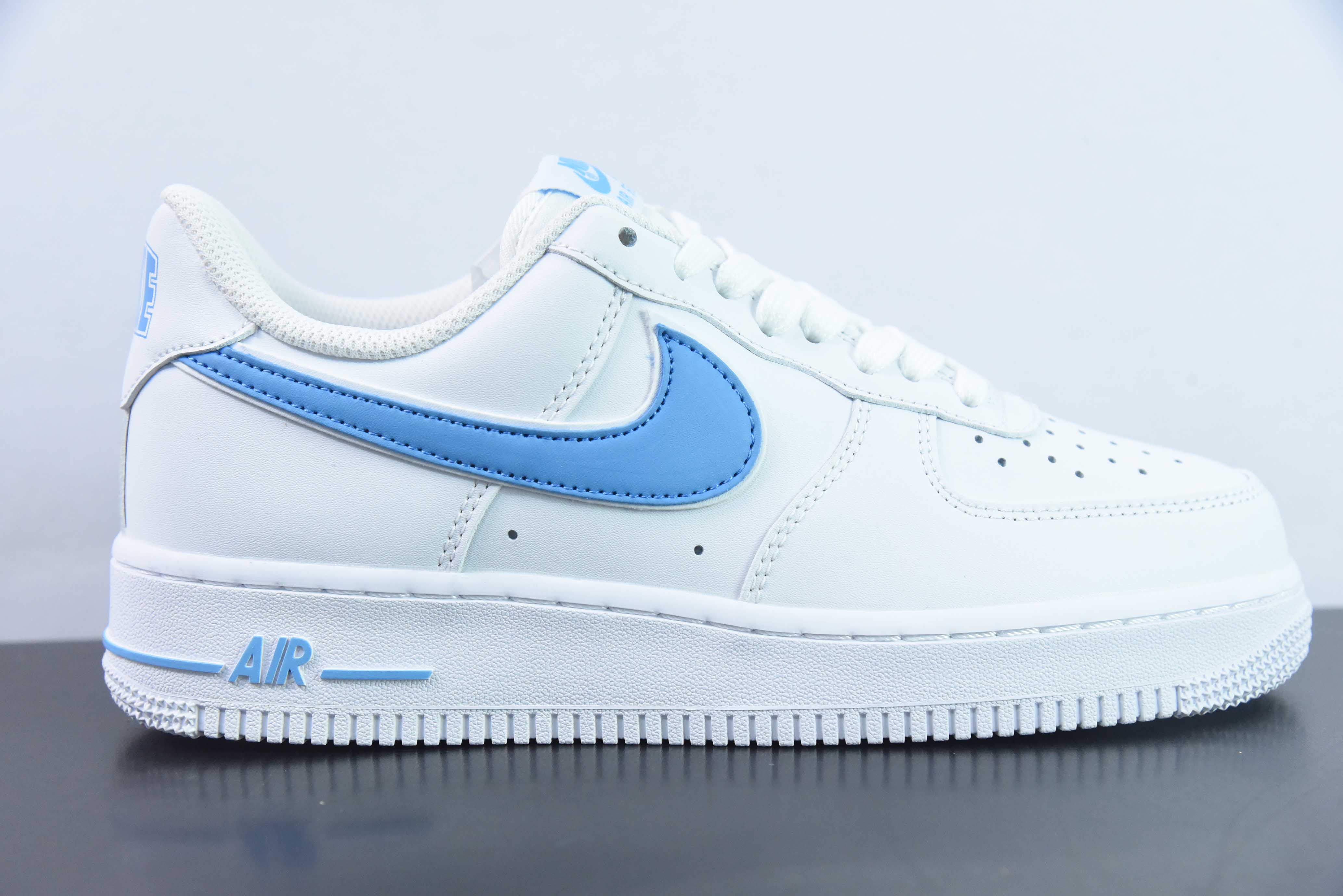 VAG49965435 Nike Air Force 1 AF1 空军一号/低帮 白蓝 货号：AO2423-100 尺码：36-45