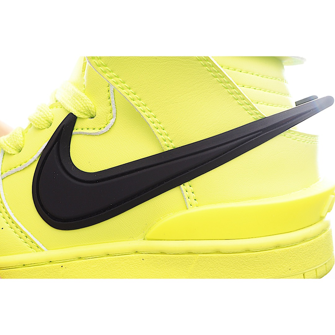 图片[9]-NK Dunk 高帮大勾儿童板鞋24-37 以经过重塑后的元年款版型呈现，并融入机车、汽车和卡车的文化元素，联名的鞋垫和鞋舌标签也为经典款型增添一抹匠心独具的魅力。-选品中心