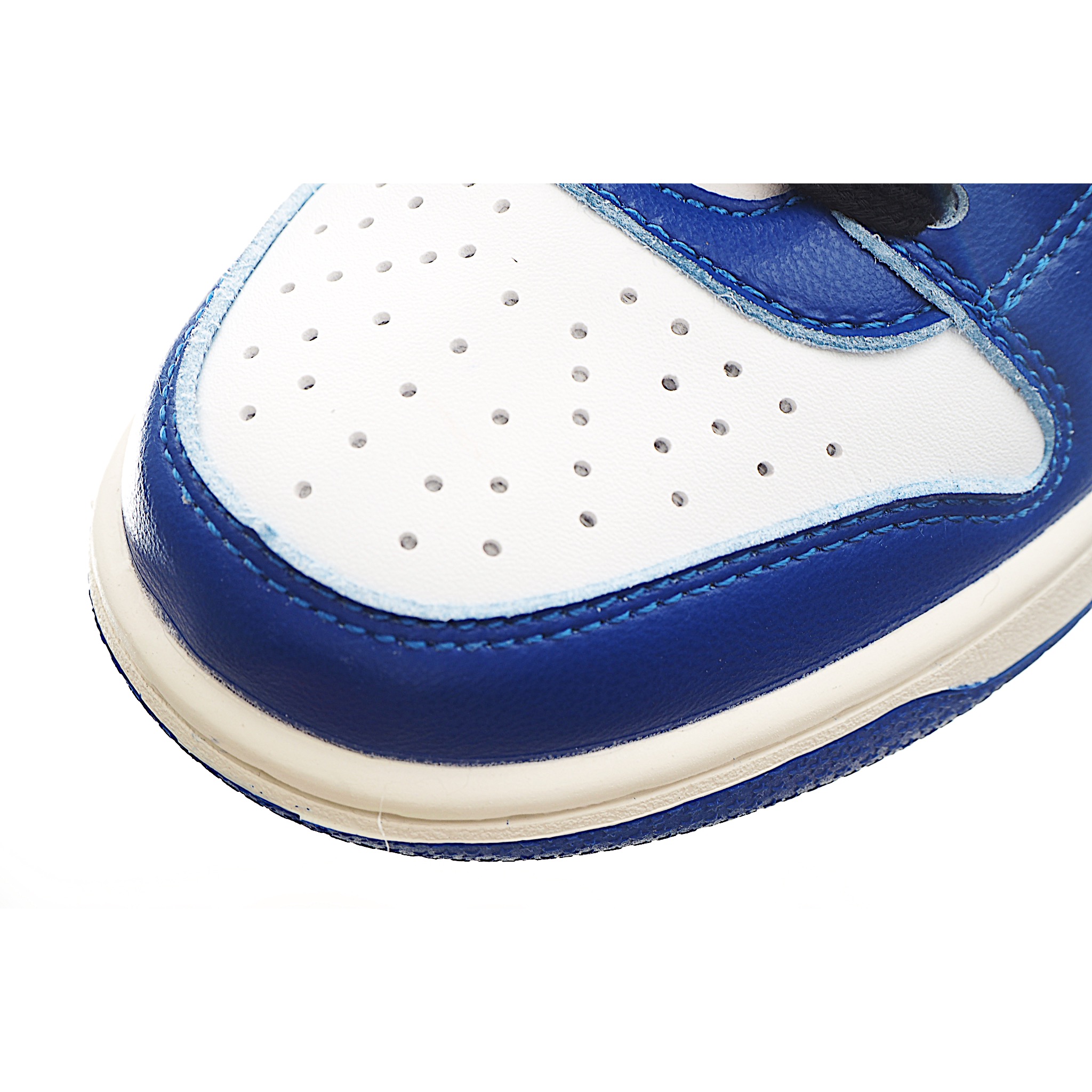 图片[7]-NK Dunk 高帮大勾儿童板鞋24-37 以经过重塑后的元年款版型呈现，并融入机车、汽车和卡车的文化元素，联名的鞋垫和鞋舌标签也为经典款型增添一抹匠心独具的魅力。-选品中心