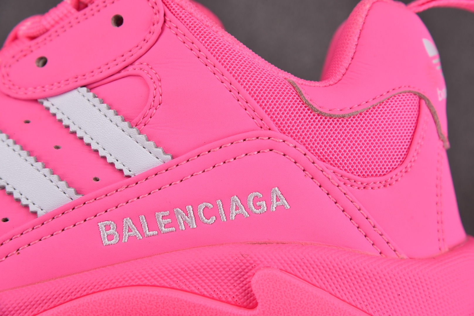 Balenciaga粉色鞋码35-4