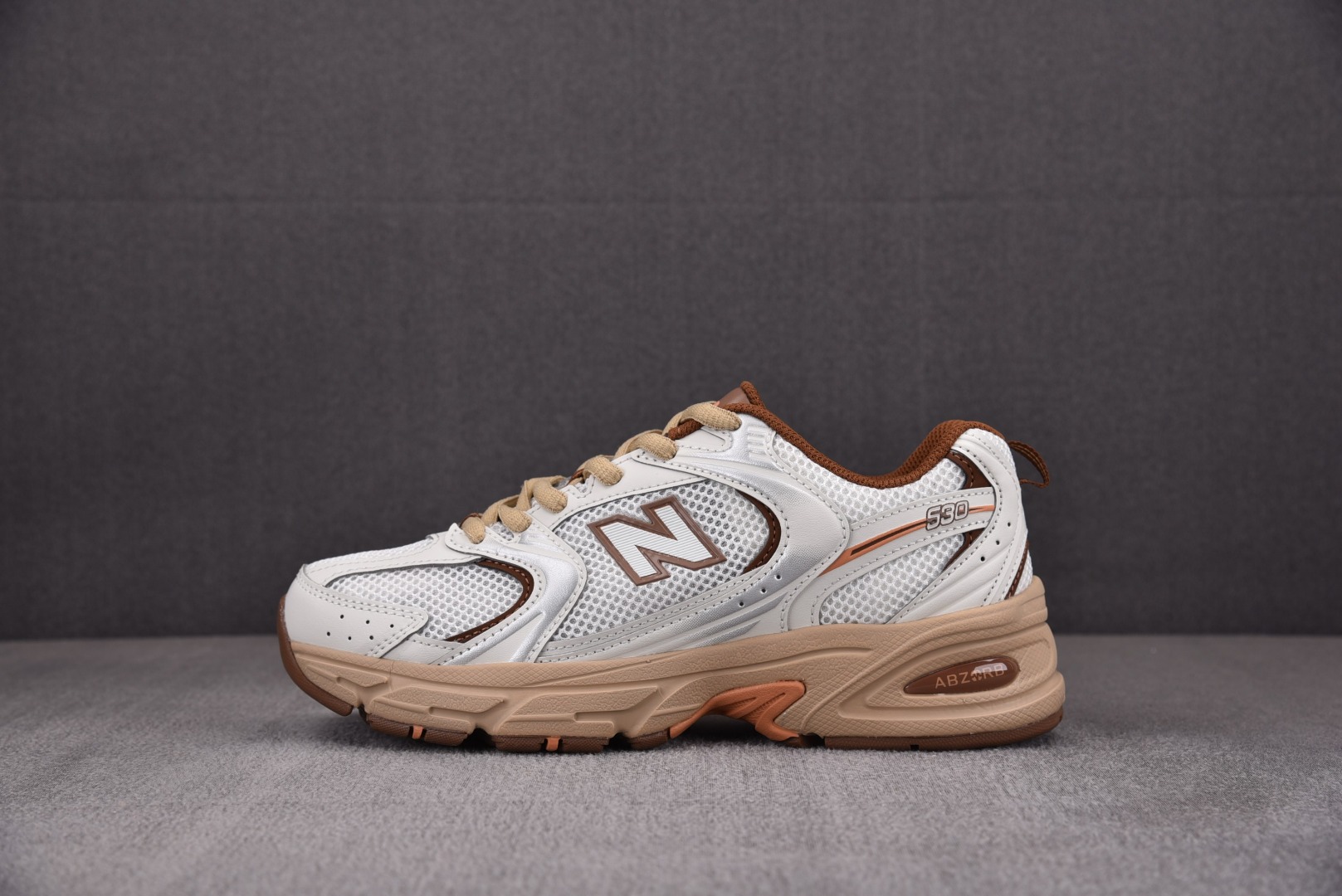 NB530尺码:36-44.5总裁R