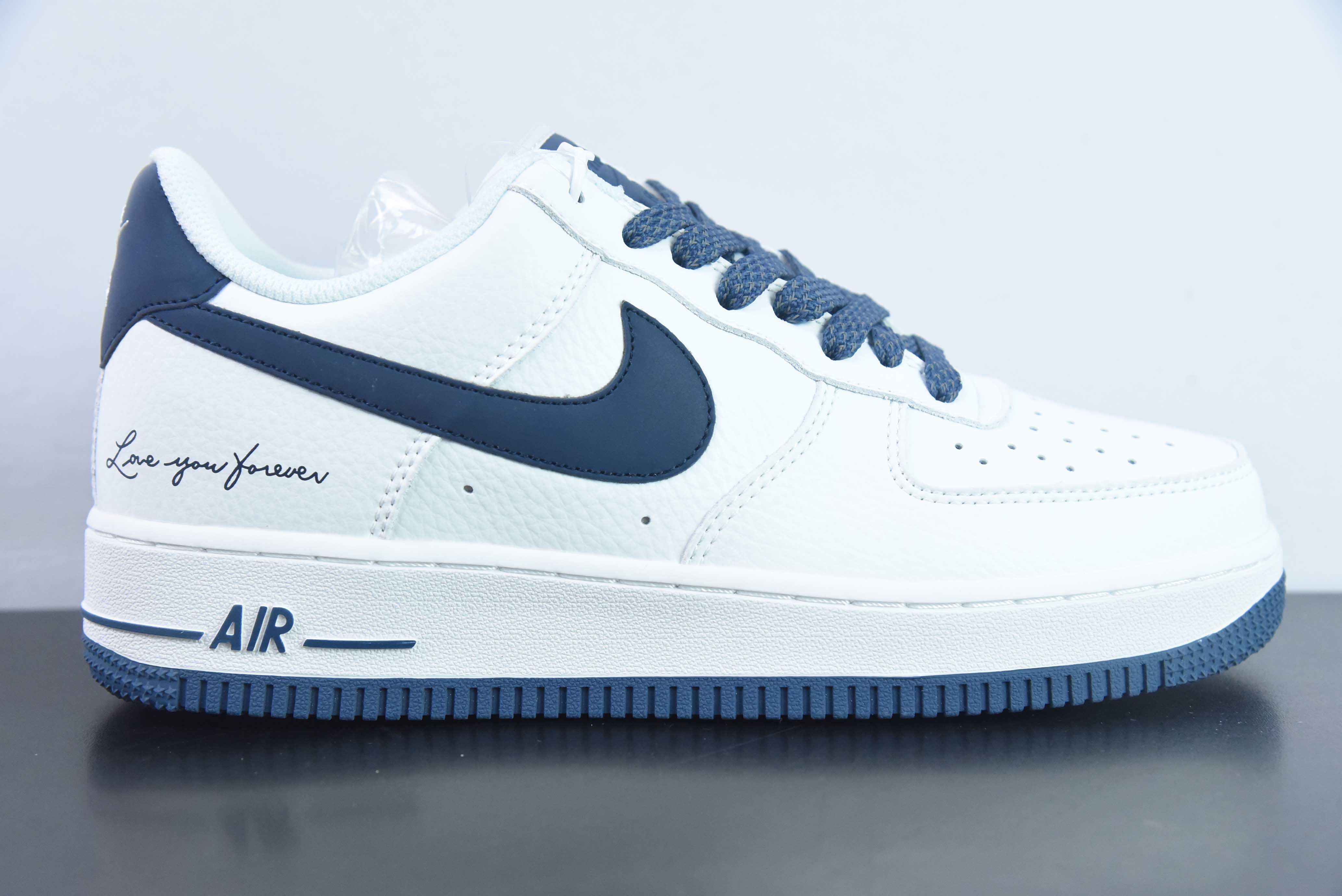 UAF19416233 NOCTA x Nike Air Force 1 Low "Certified Lover Boy", Air Force 1 clásico de caña baja versátil, chico enamor…