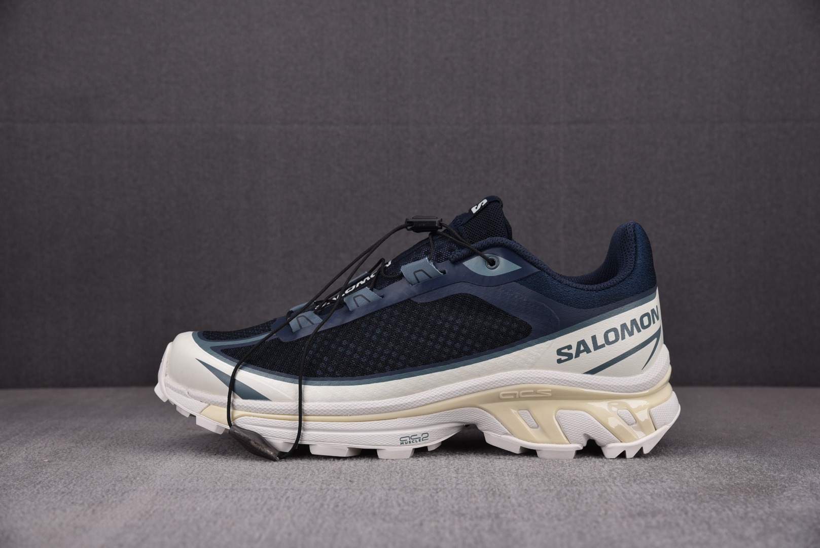 SALOMON鞋码36-46.5总裁