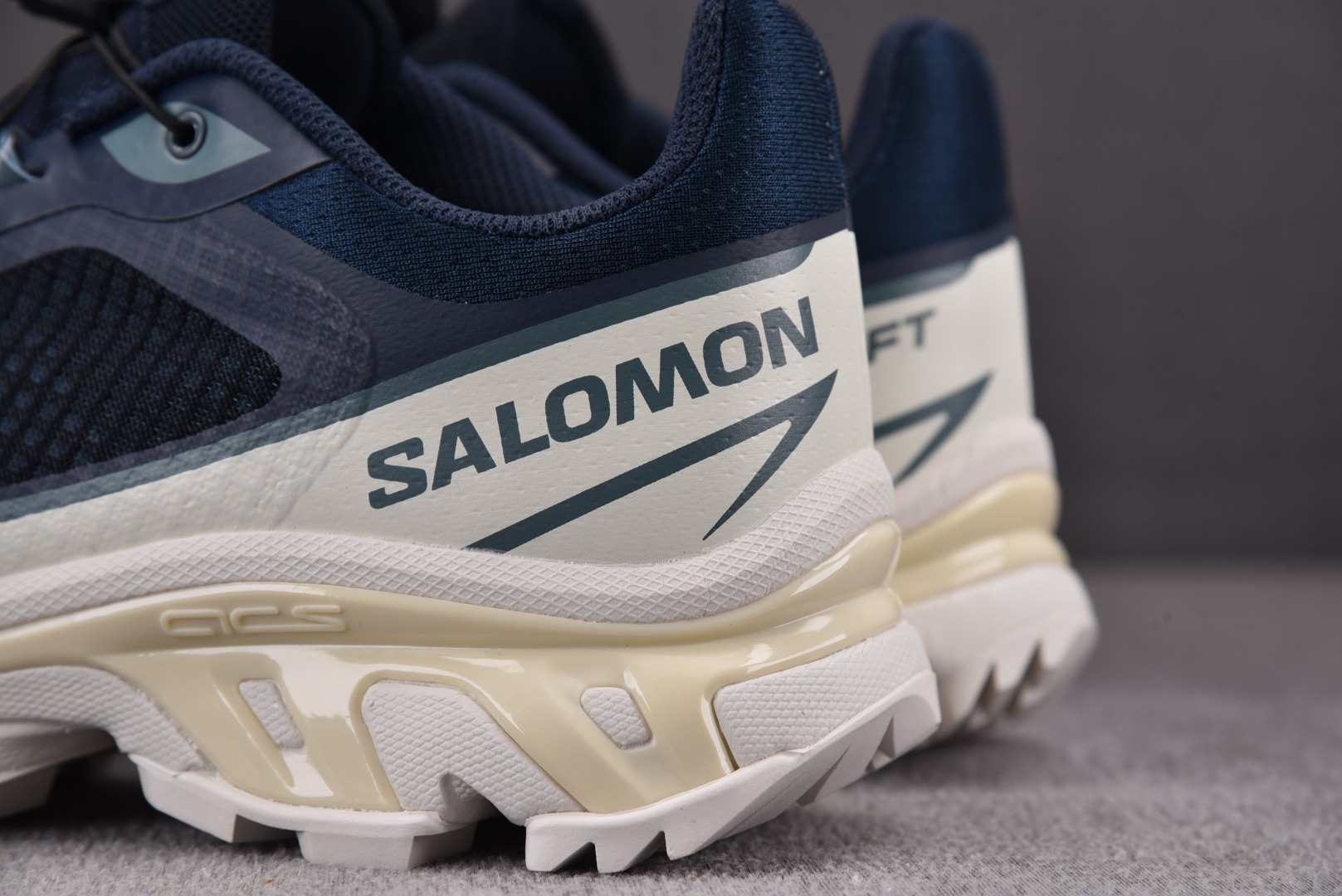 SALOMON鞋码36-46.5总裁