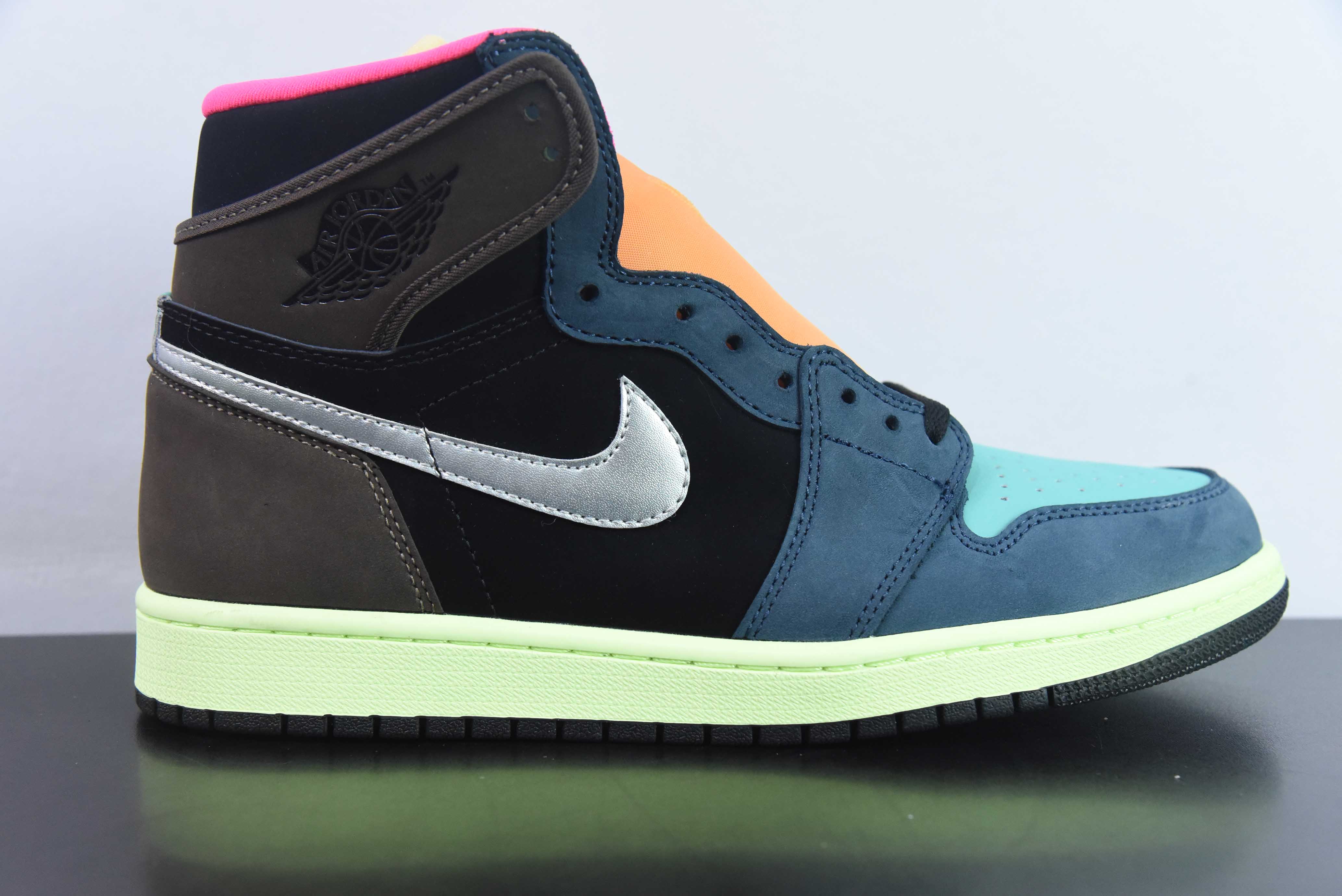 High top WNQ42998432 Air Jordan 1 AJ1 Retro High OG colorful patchwork item number: 555088 201 sizes: 36-47.5