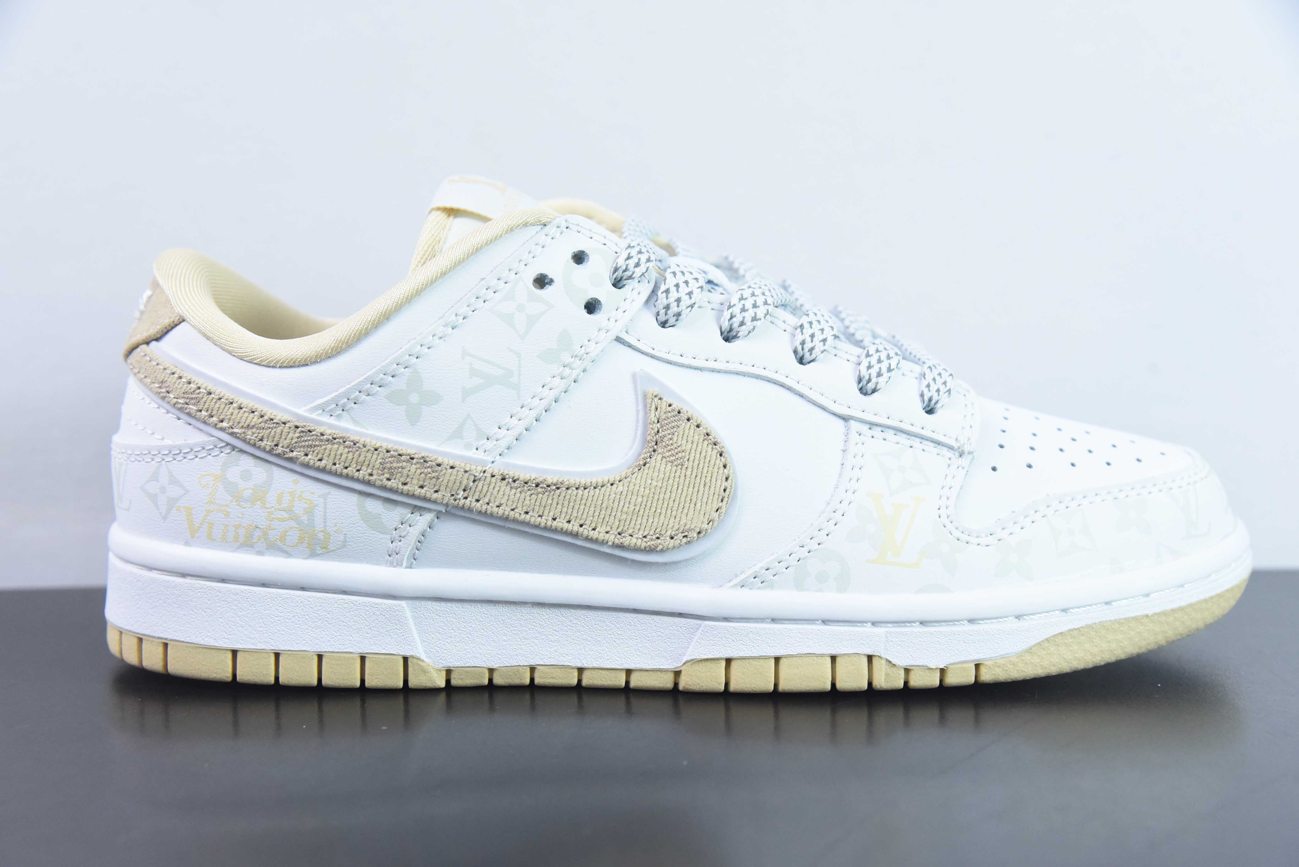 DLCD21958045 Nk SB Dunk Low LV联名-黄暗夜精灵 高端定制 低帮休闲板鞋货号DD1391-126 尺码：36-45