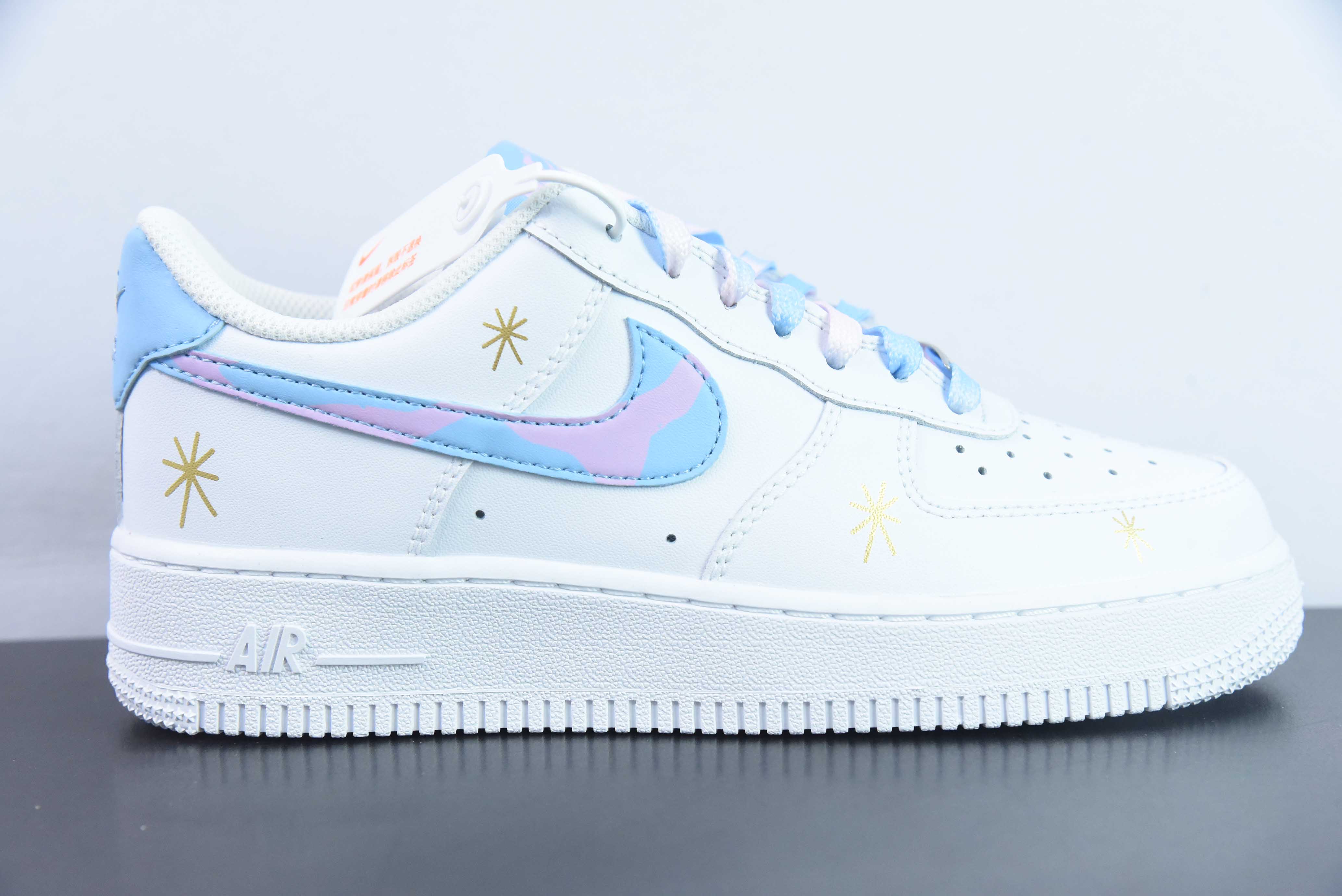 FAQ95004934 Nike Air Force 1 Low zapatillas casuales de skate de baloncesto de caña baja "arroz" estampado degradado az…