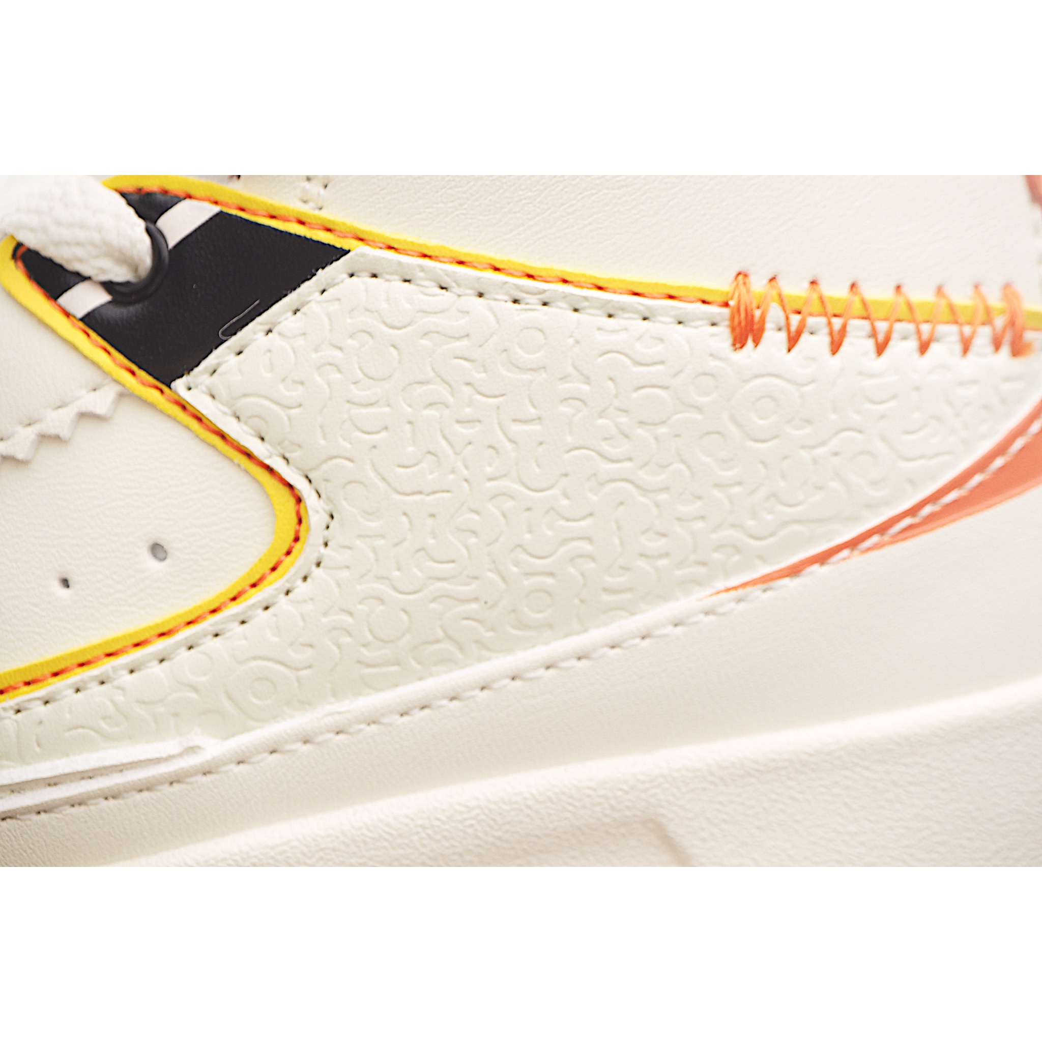 图片[9]-AJ 2代中帮系带复古童鞋 你的孩子会摇滚经典的吧! AJ2 于1986 年首次亮相，是其著名前身的酷炫弟弟一-标志性AJ1的更时尚、更简约的版本。鞋面采用舒适材质，提升上脚体验。鞋身延续了经典款式设计，并加强了鞋面的包裹和支撑性能。鞋底精心打造的防滑底纹，抓地稳固。 尺码：24-37.5-选品中心